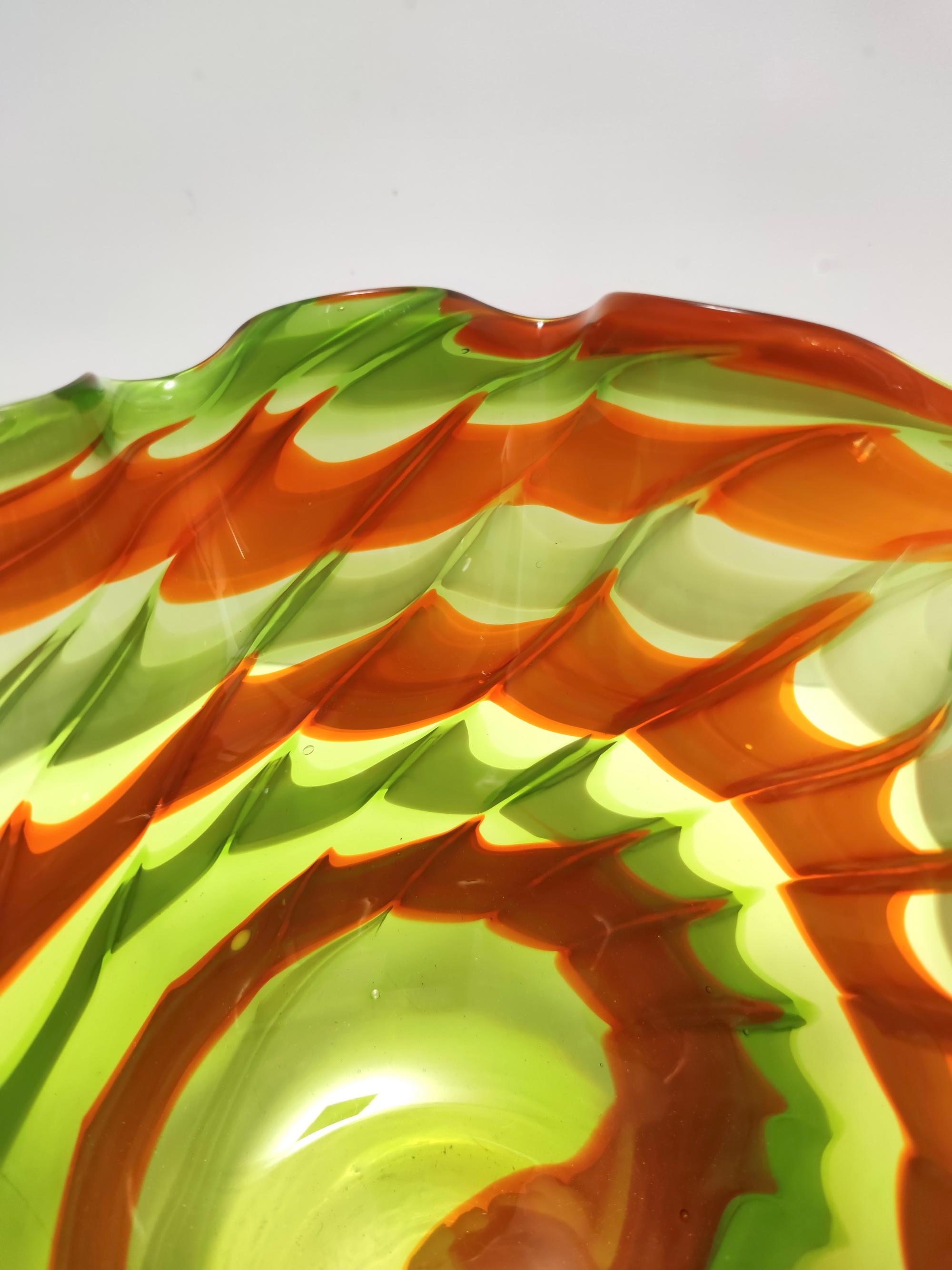Postmodern Green and Orange Murano Glass Fazzoletto Vase by Fratelli Toso, Italy For Sale 3