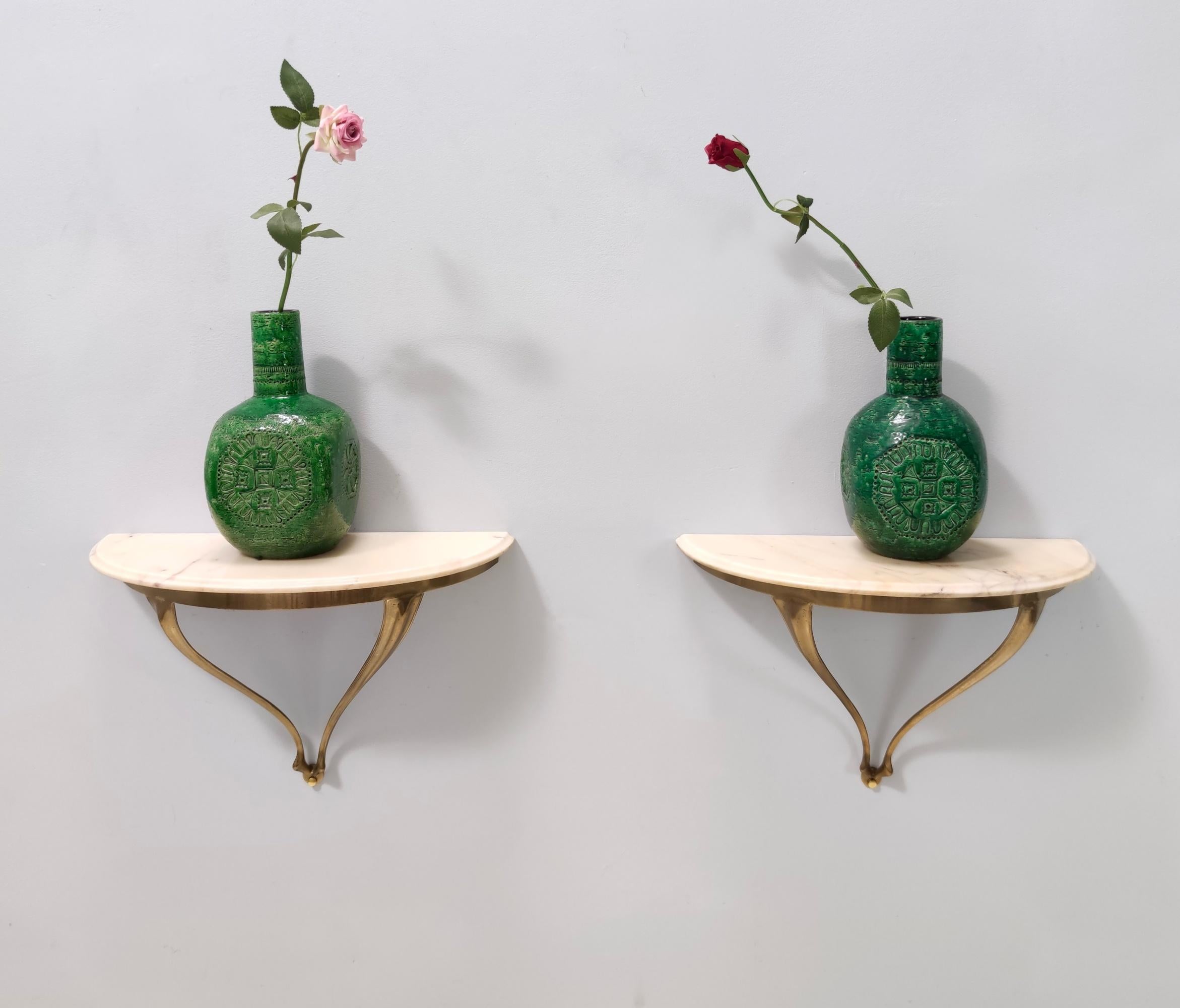 Made in Italy, 1970s.
It was designed by Aldo Londi and produced for Bitossi.
Bitossi was founded in 1921 in Montelupo, a city near Florence, and it is one of the most known Italian ceramic company.
These wonderful handmade vases are in ceramic,