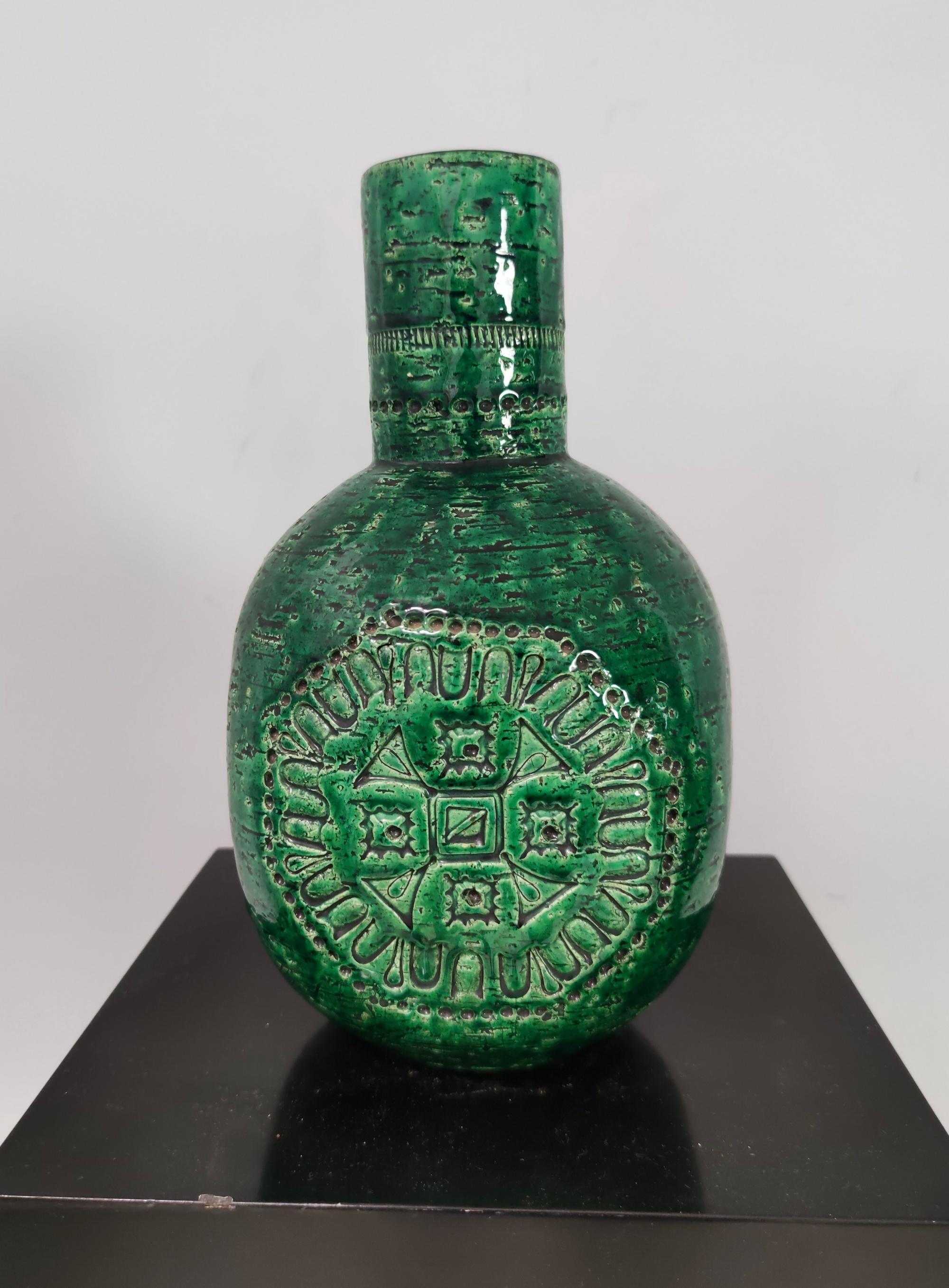 Italian Postmodern Green Lacquered Ceramic Vase by Aldo Londi for Bitossi, Italy For Sale