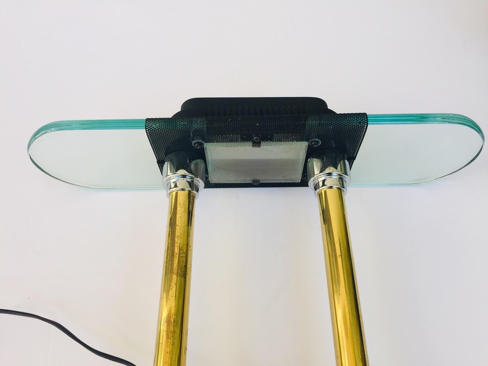 Postmodern Halogen Desk Table Lamp 1980s In Good Condition For Sale In North Hollywood, CA