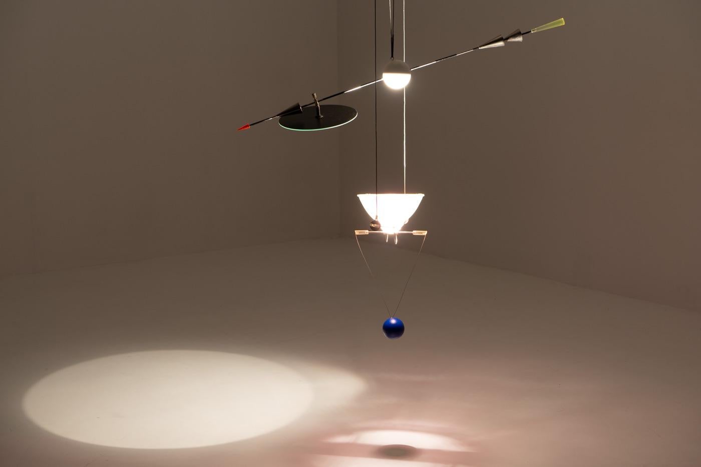 Scultura postmoderna Ilo Ilu Light di Ingo Maurer, anni '80 in vendita 4