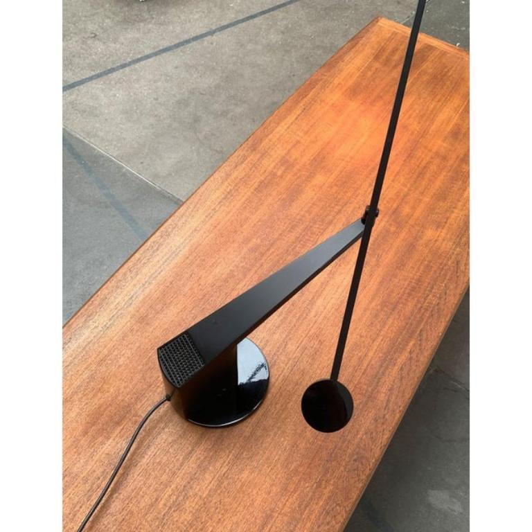 Lampe de table Ala postmoderne italienne par Rodolfo Bonetto pour Iguzzini, 1980 en vente 3