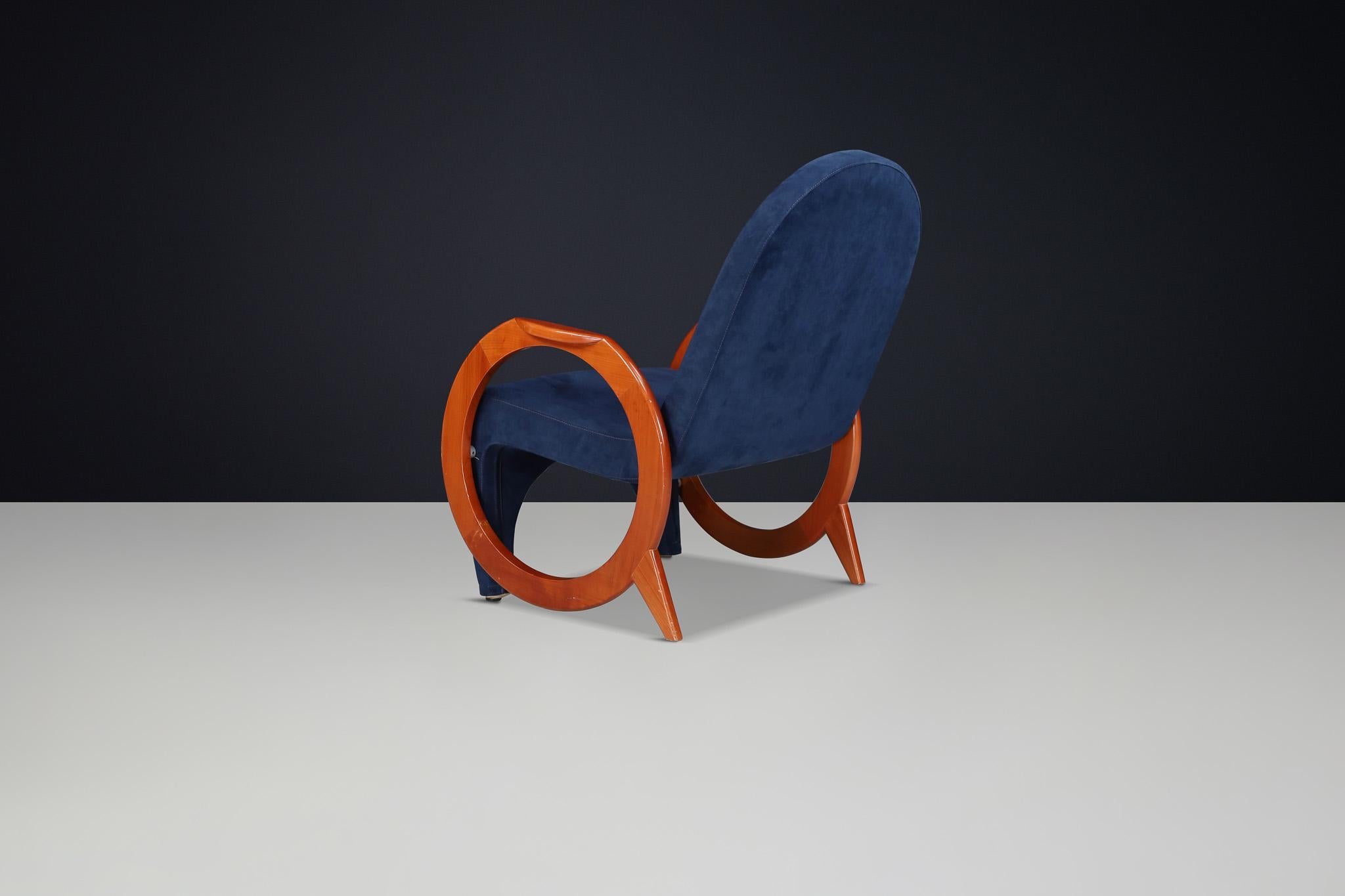 Sillón italiano postmoderno en tela original, años 70 Italiano en venta