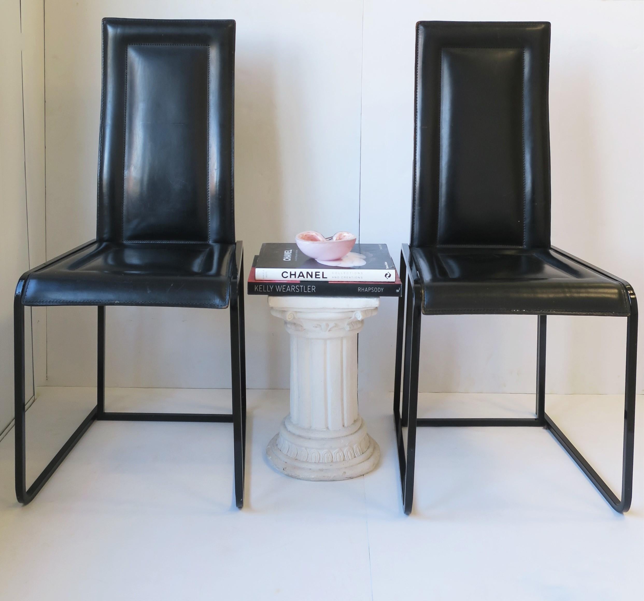 Italian Black Leather Side Dining Desk Chairs Postmodern Pair, circa 1970s For Sale 1