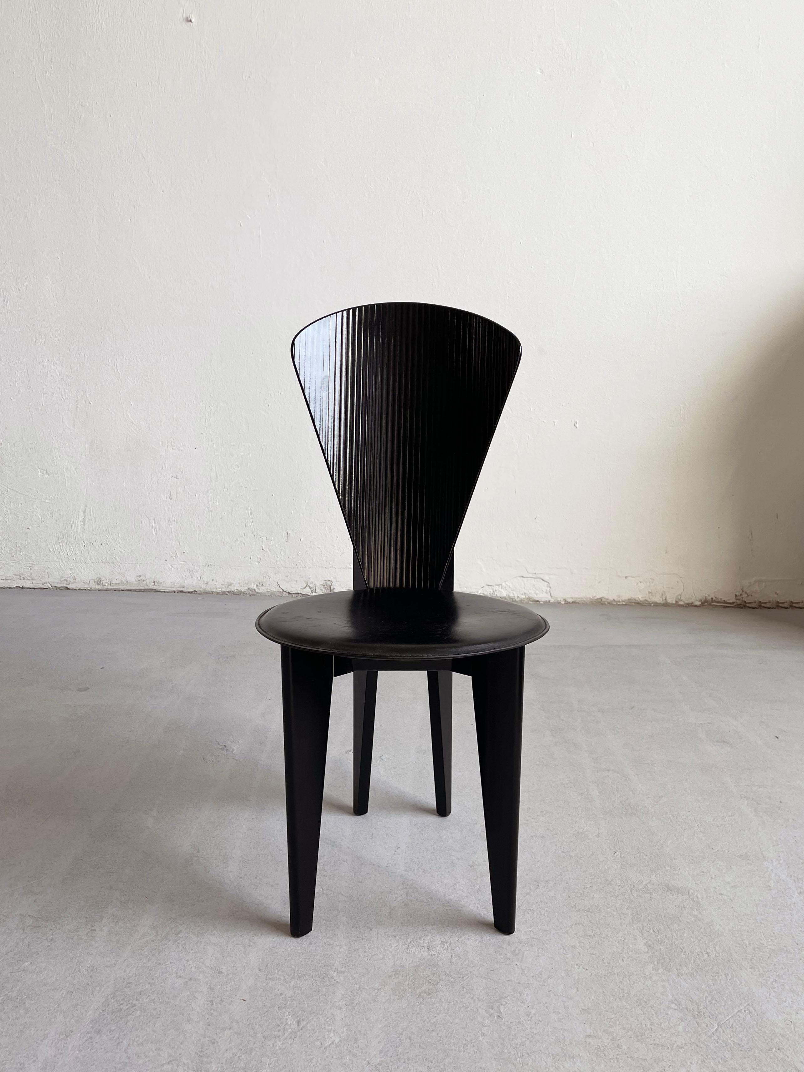 Post-Modern Postmodern Italian Calligaris Dining Chair, Black Leather and Wood, 1980s