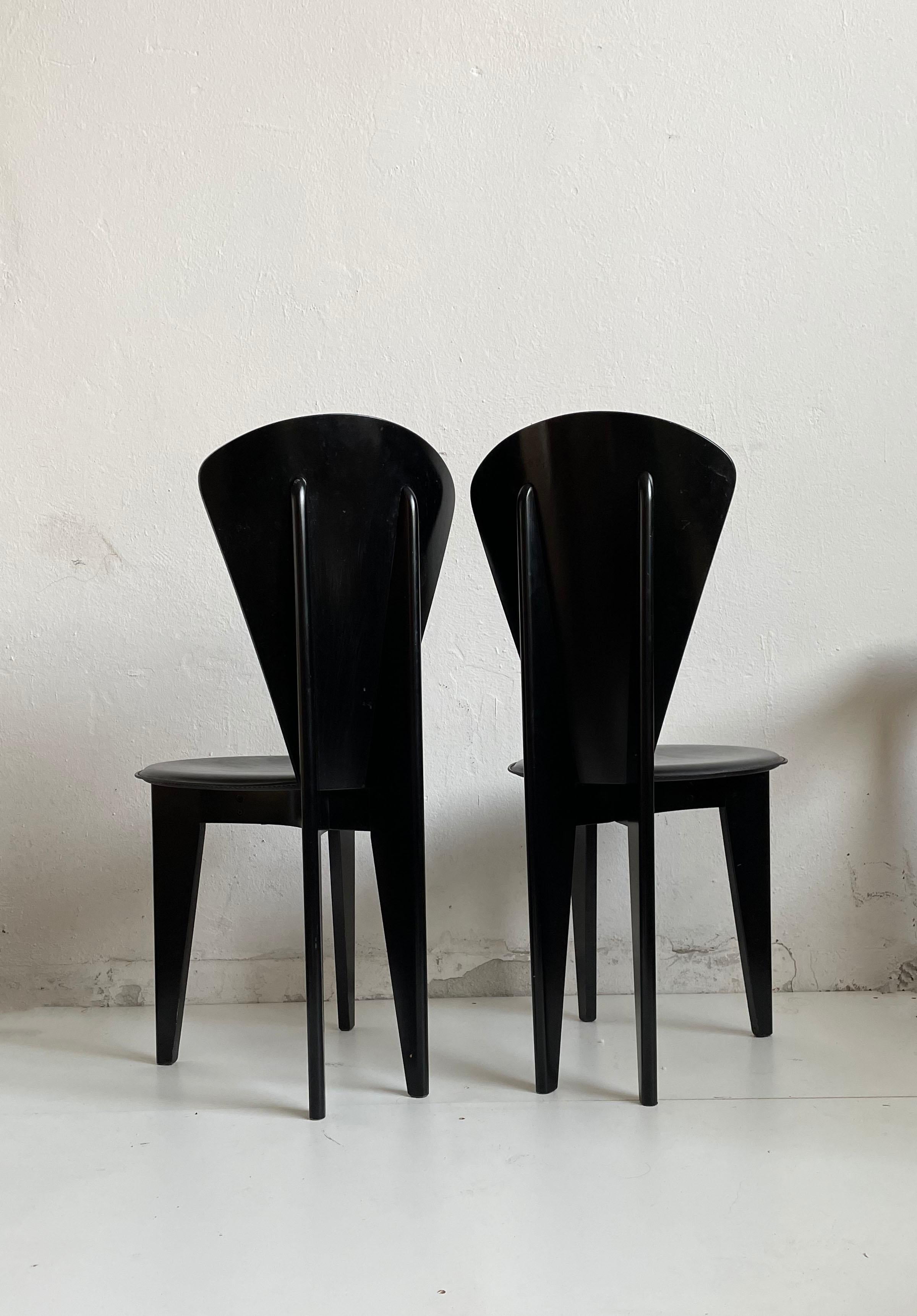Postmodern Italian Calligaris Dining Chairs, Black Leather and Wood, 1980s In Good Condition In Zagreb, HR