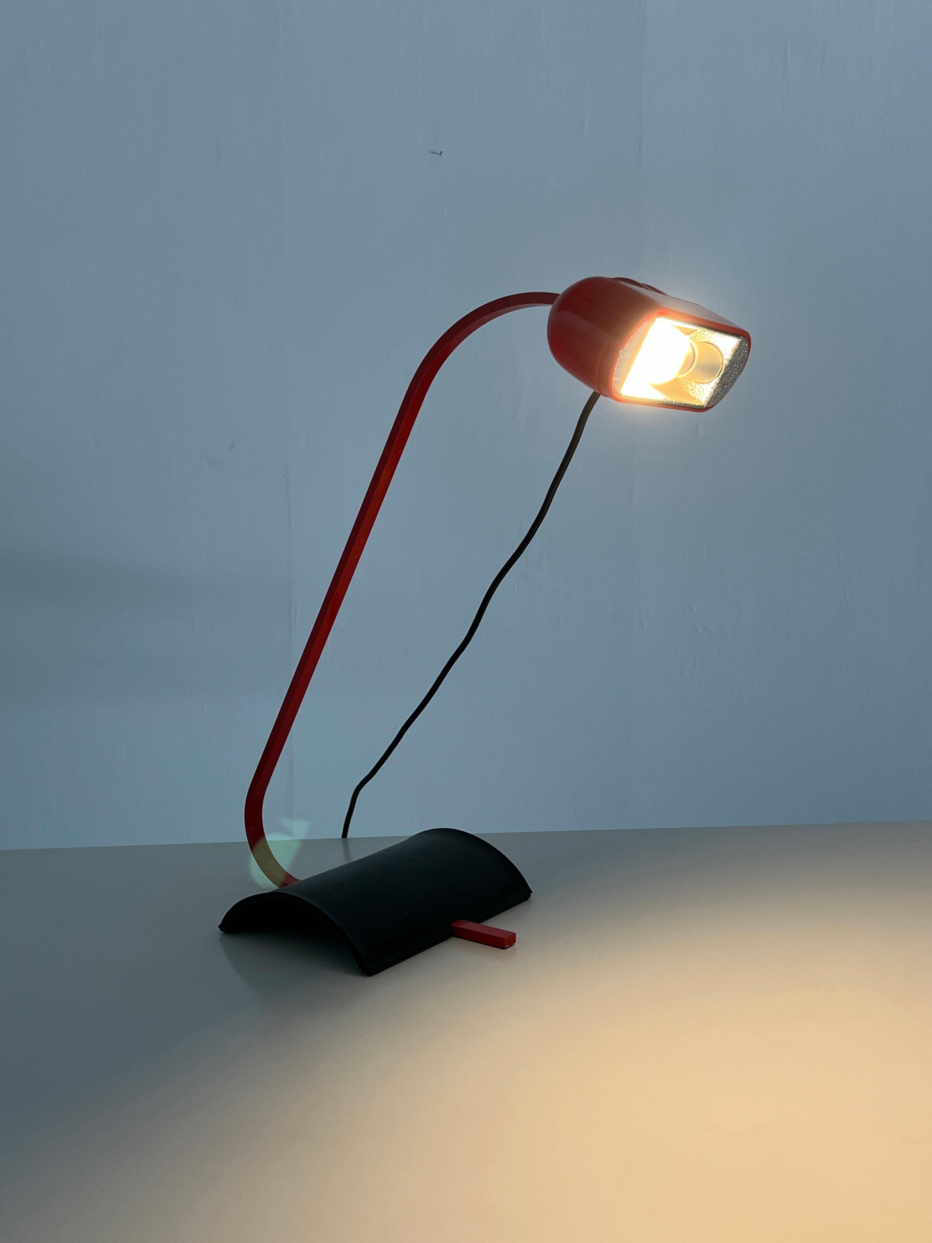 Postmodern Italian Desk Lamp Model 'Model T555' by Luci Illuminazione di Interni In Good Condition In Zagreb, HR