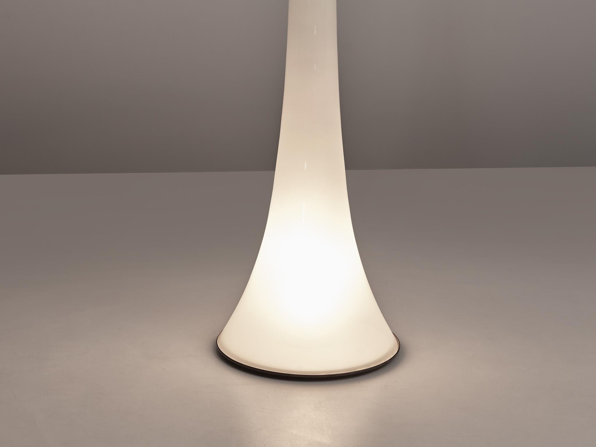 Late 20th Century Postmodern Italian Floor Lamp in Opaline Glass