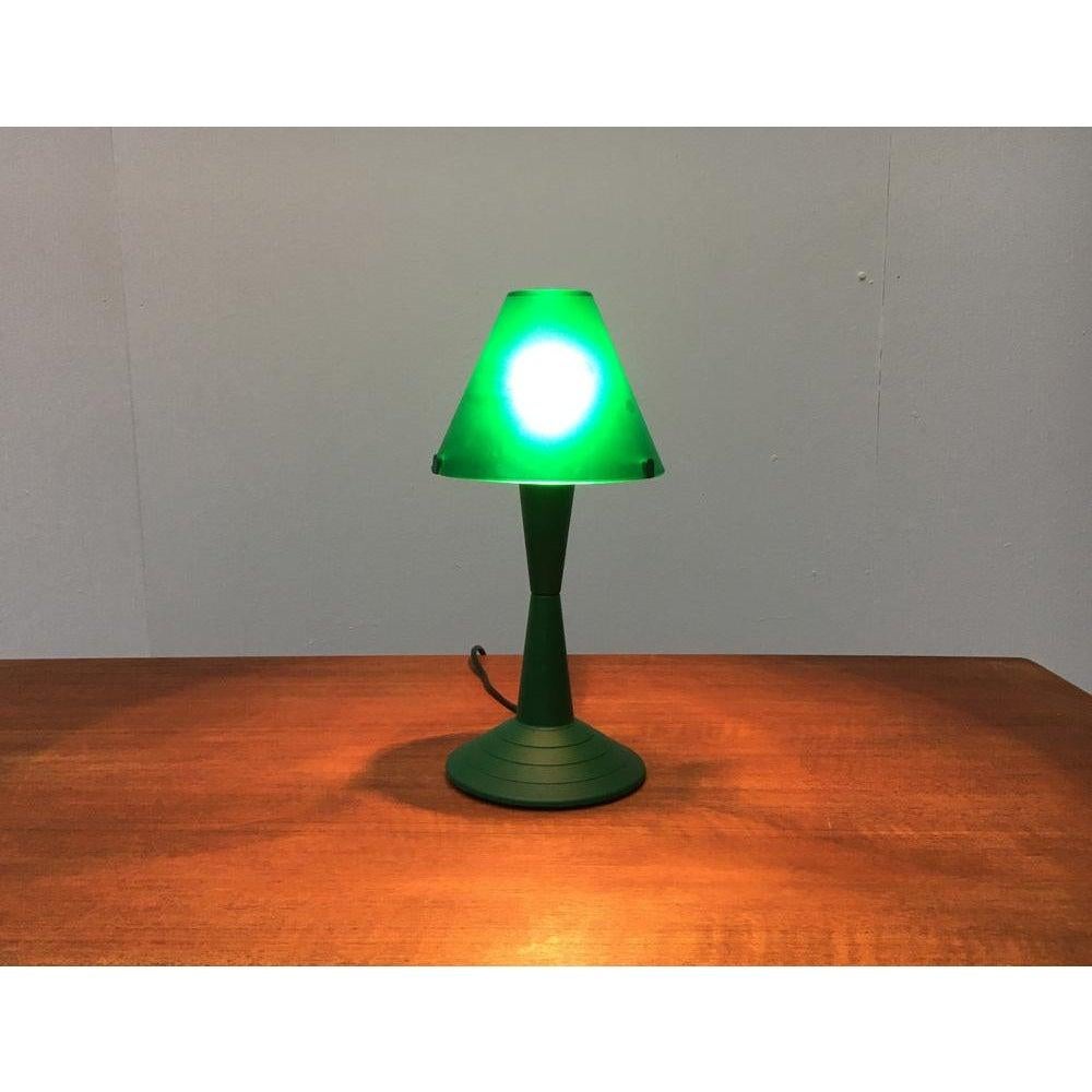 Postmodern Italian Lulu Table Lamp from Veneta Lumi, 1980s en vente 5
