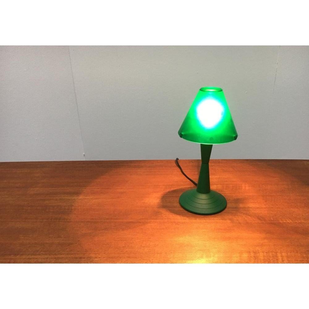 Postmodern Italian Lulu Table Lamp from Veneta Lumi, 1980s en vente 1