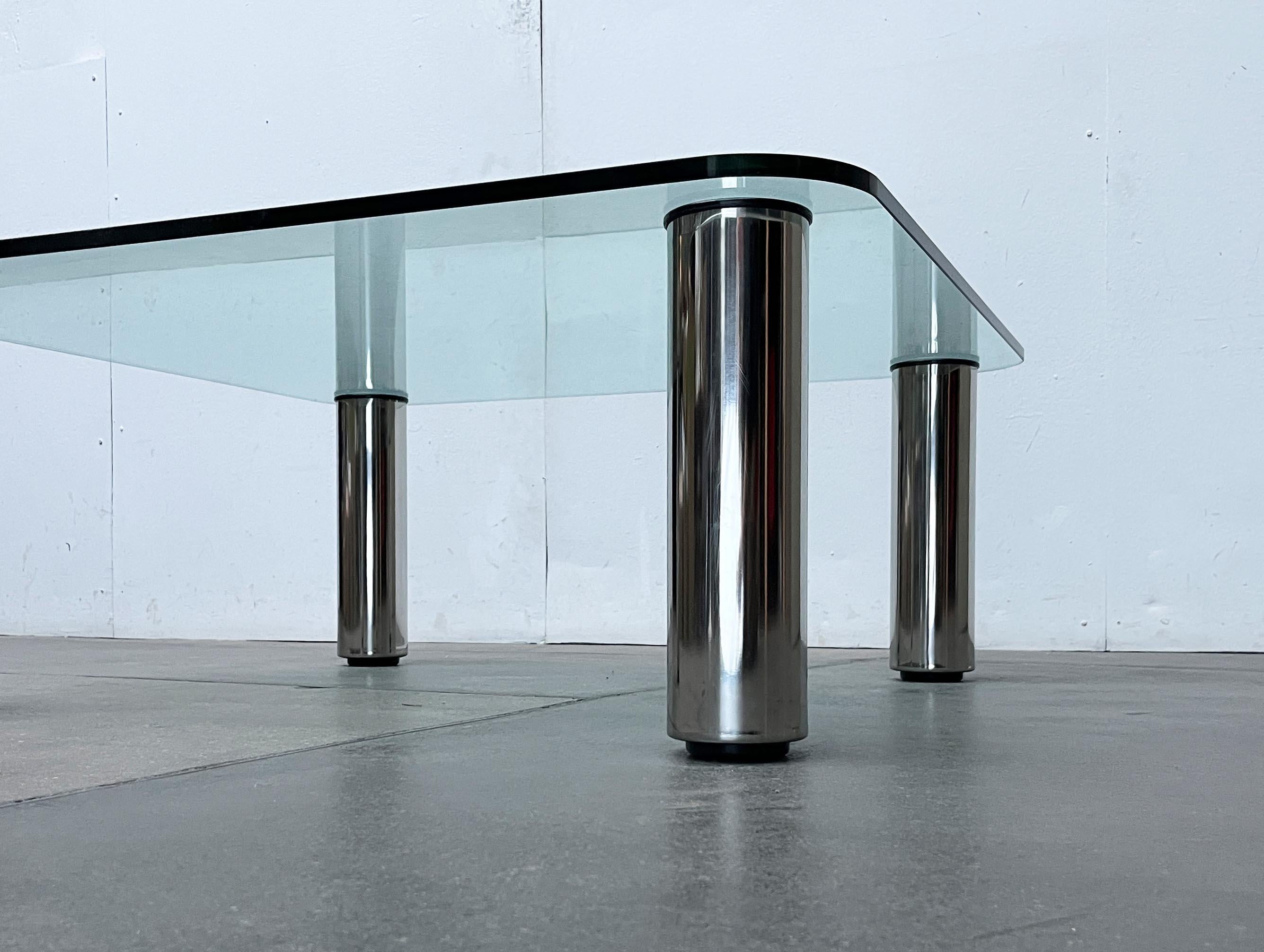 Postmoderner italienischer Marcuso-Couchtisch aus Glasglas von Marco Zanuso für Zanotta im Angebot 9