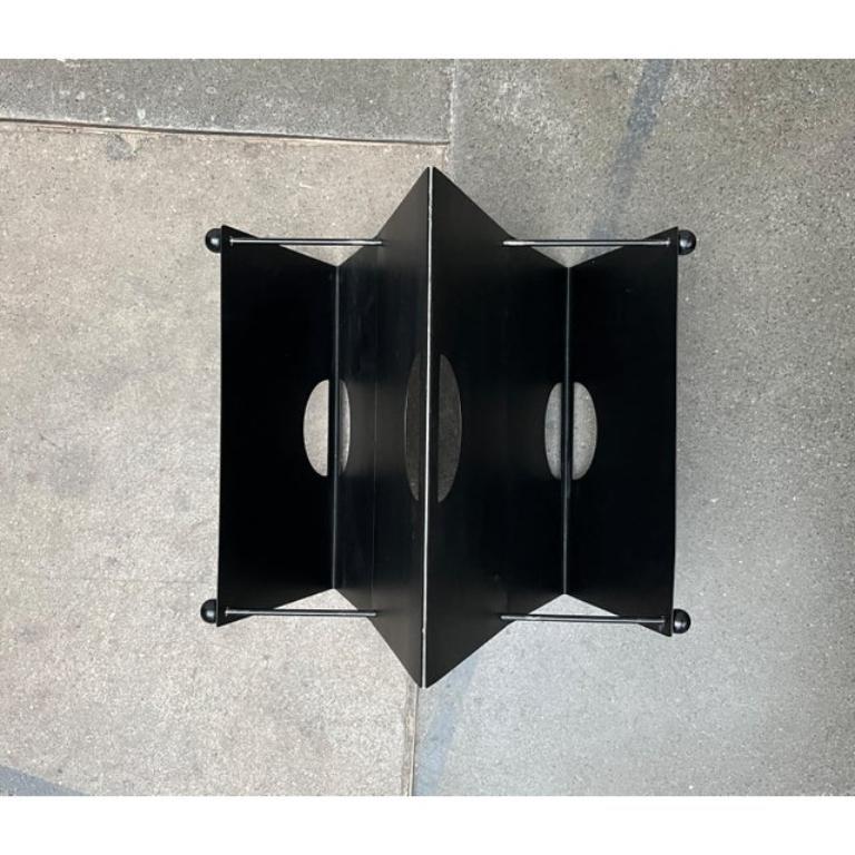 Postmodern Italian Metal Magazine Rack Holder, 1980s For Sale 7