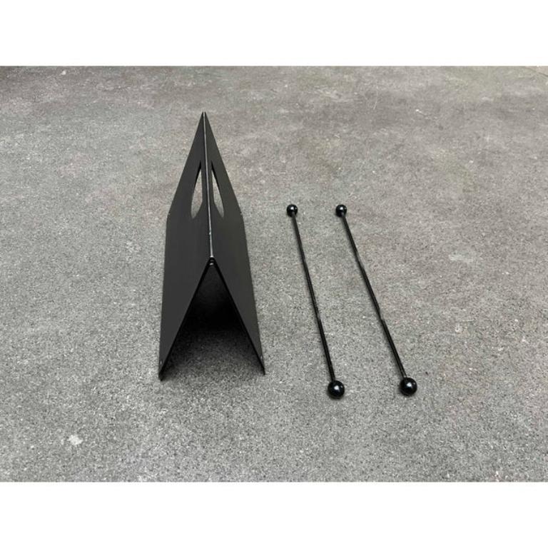 Post-Modern Postmodern Italian Metal Magazine Rack Holder, 1980s For Sale