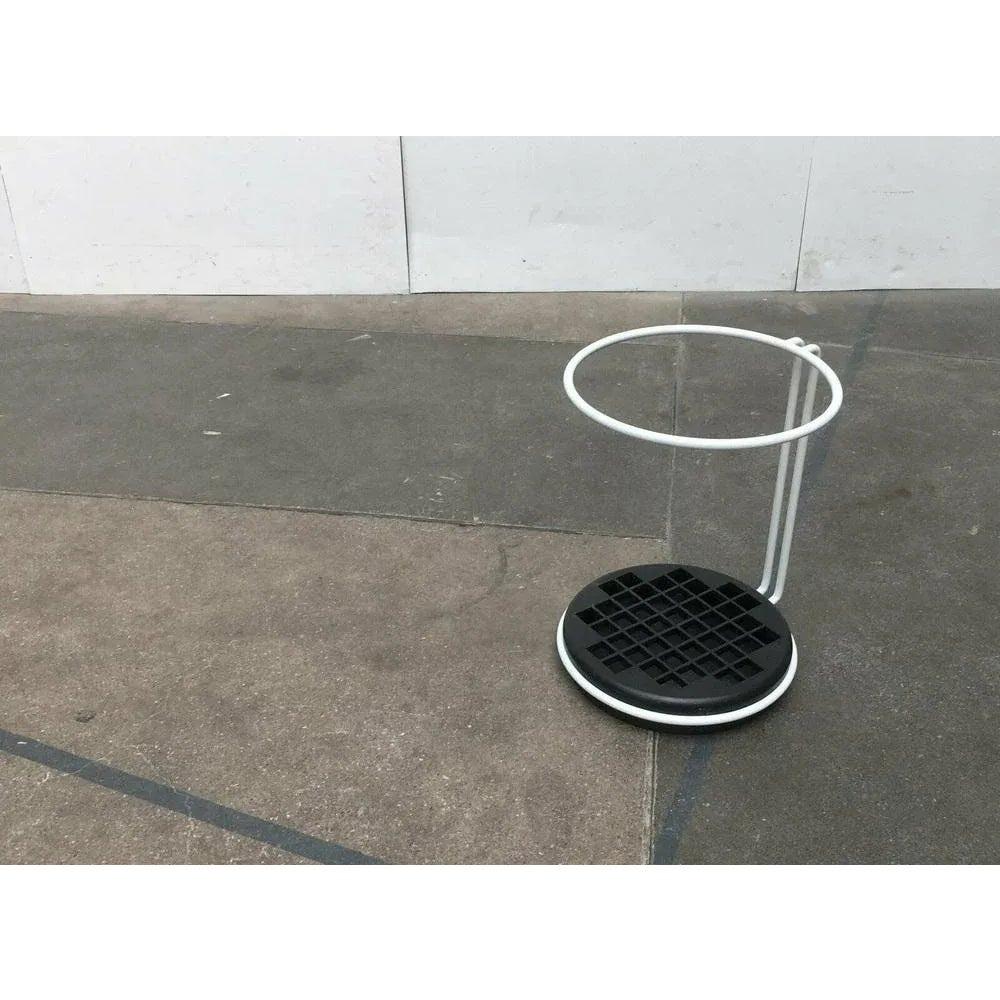 Modèle italien postmoderne Goccia Umbrella Stand pour Magis 1980 en vente 1