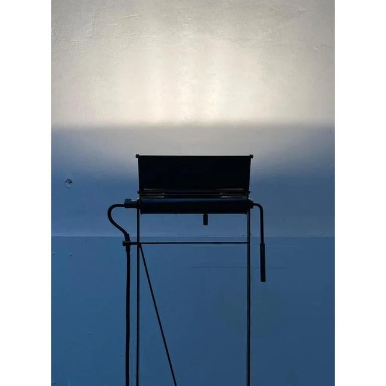 Lámpara de pie italiana postmoderna modelo Opus Terra para Lumina, años 80 en venta 3