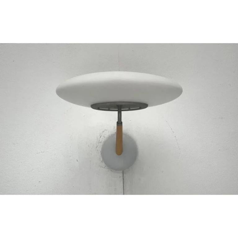 Aplique italiano postmoderno Modelo Pao de Matteo Thun para Arteluce, década de 1990 Posmoderno en venta
