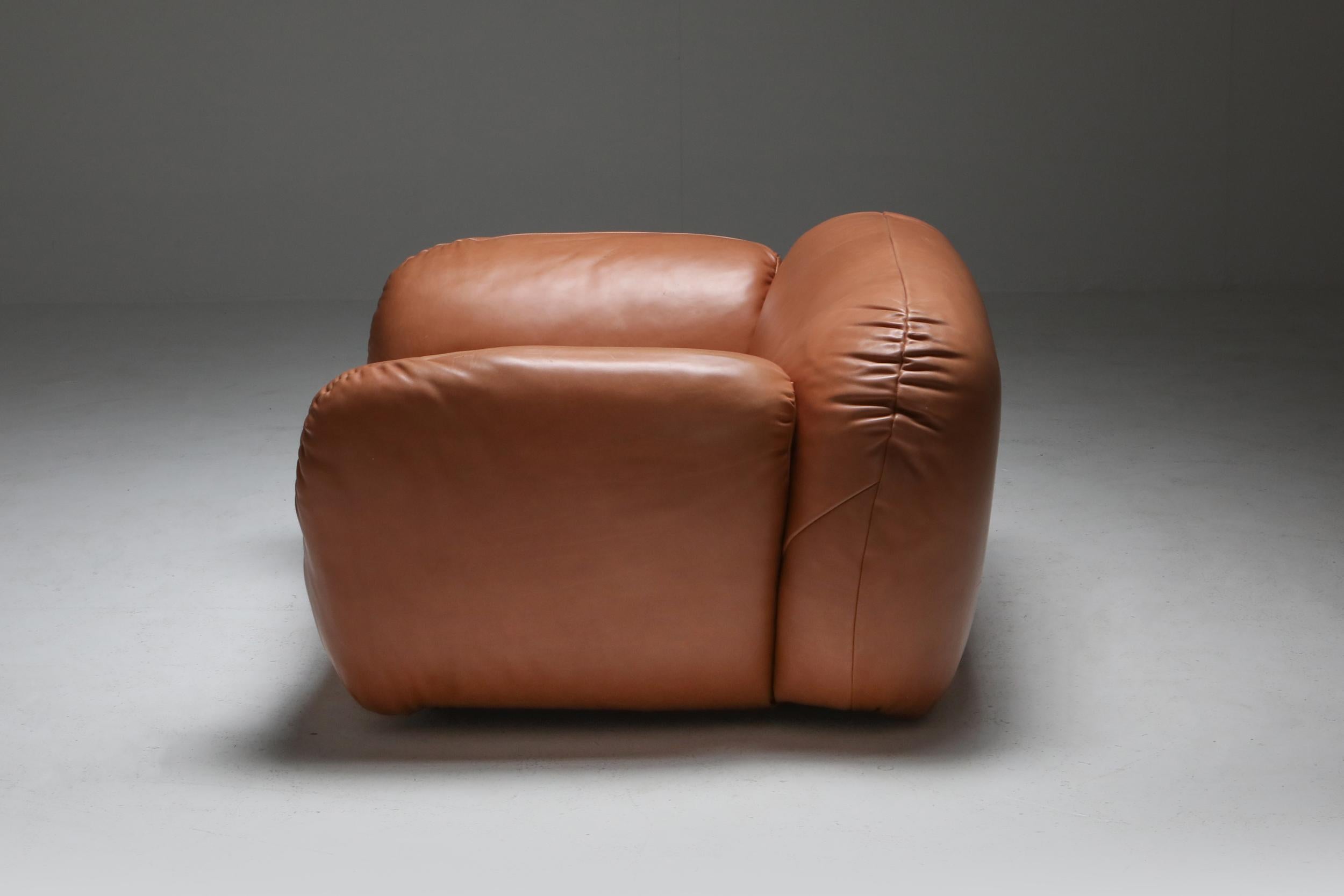 Postmodern Italian Natural Leather Lounge Chairs 2
