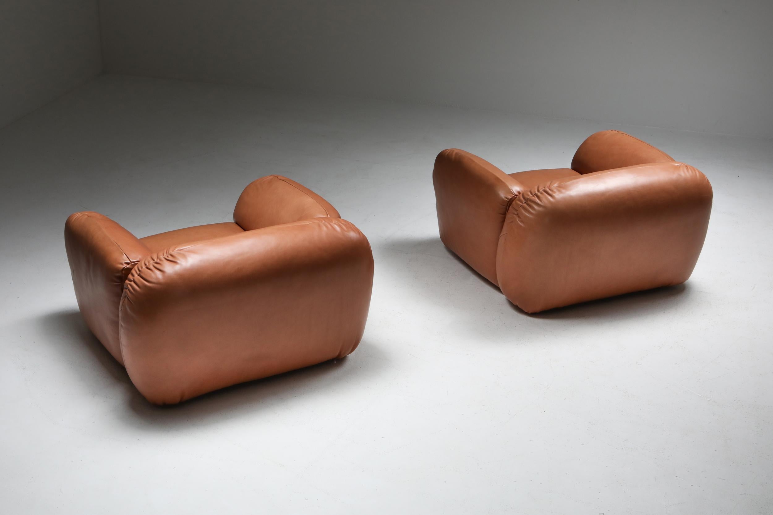 Postmodern Italian Natural Leather Lounge Chairs 1