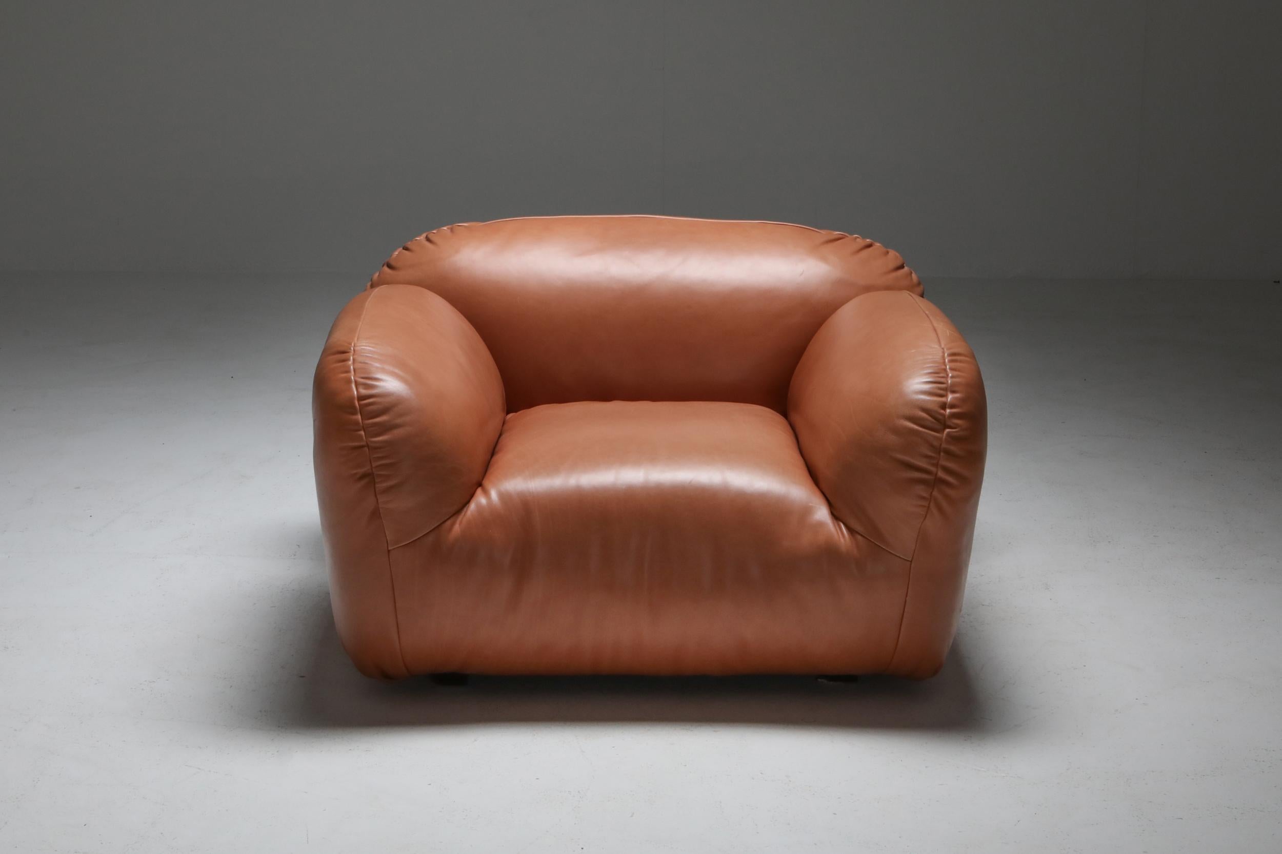 Postmodern Italian Natural Leather Lounge Chairs 3