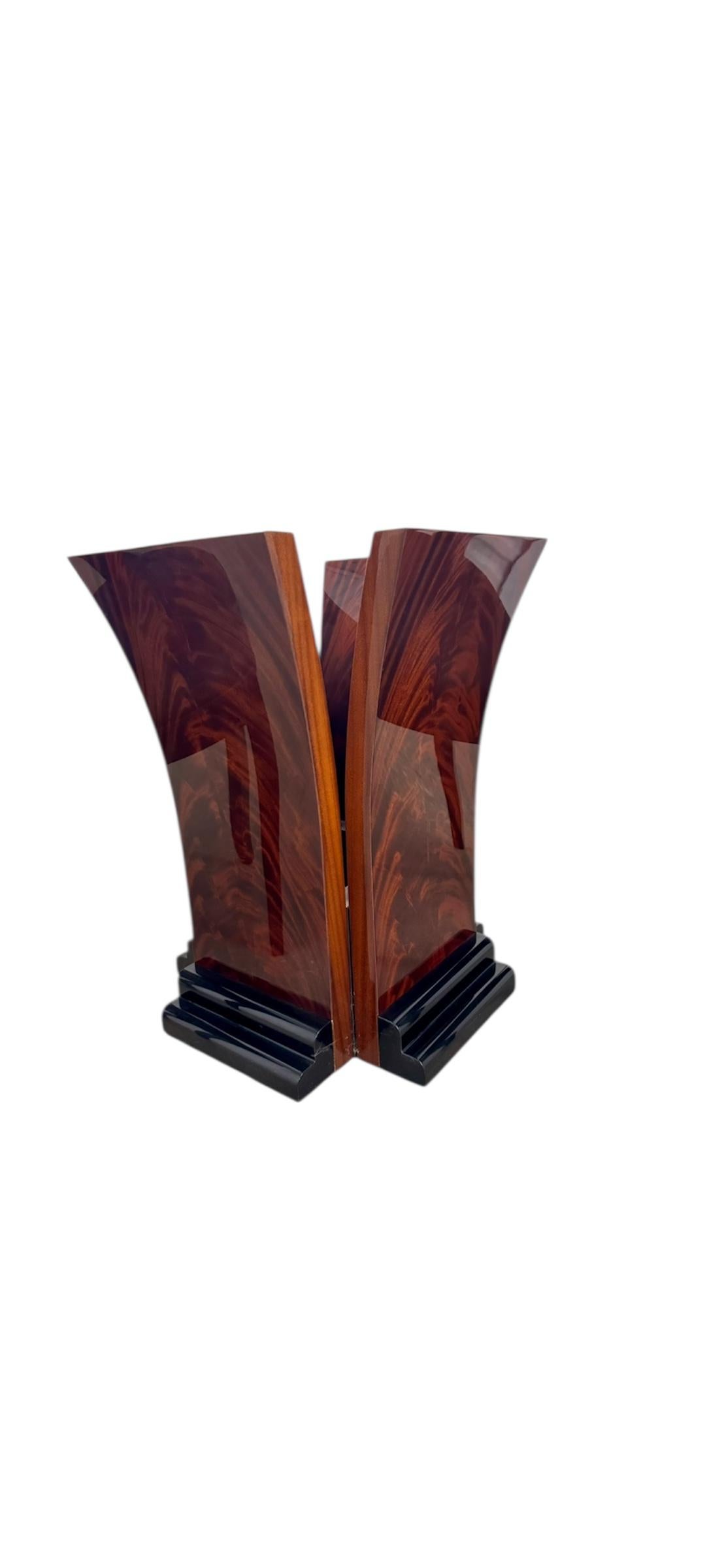 Postmodern Italian Pietro Costantini for Ello Lacquered Dining Table Base For Sale 5