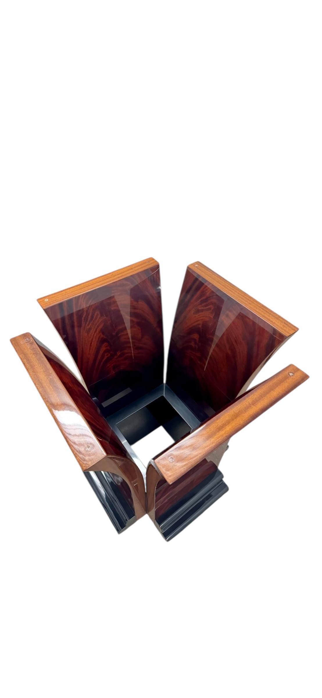 Postmodern Italian Pietro Costantini for Ello Lacquered Dining Table Base In Good Condition For Sale In Stafford, TX