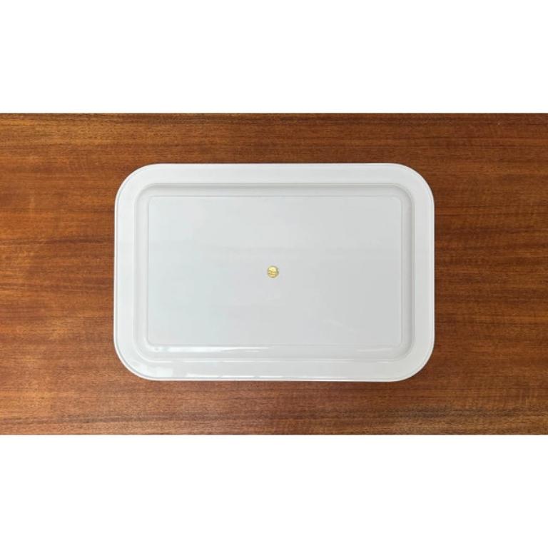Postmodern Italian Plastic Tray from Guzzini 1980s For Sale 3