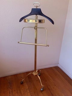 Postmodern Italian Polished Brass Elegant Mens Valet pn Casters
