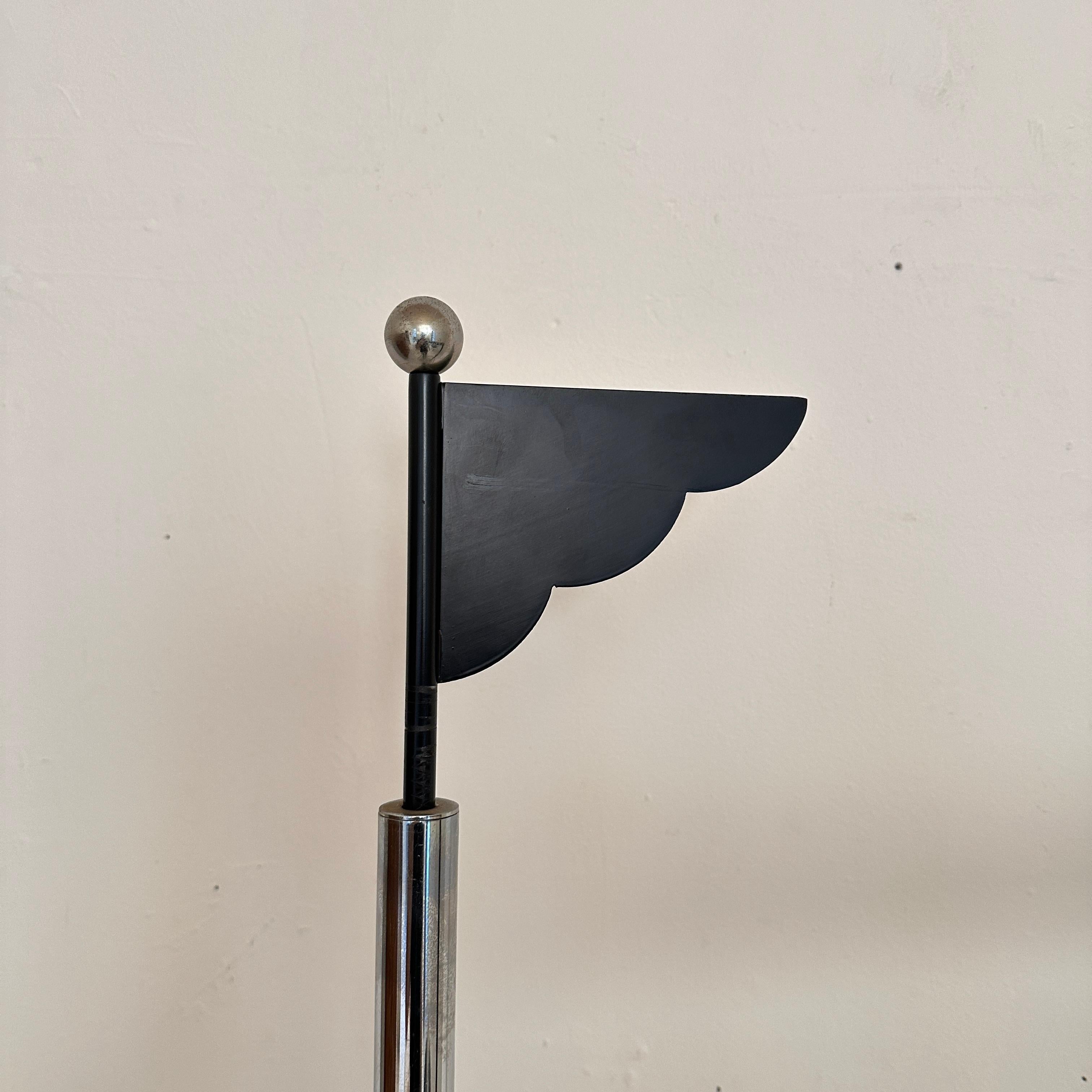 Étagère italienne postmoderne de Ponti Terenghi en chrome, Wood Wood noir et verre, 1980 en vente 3