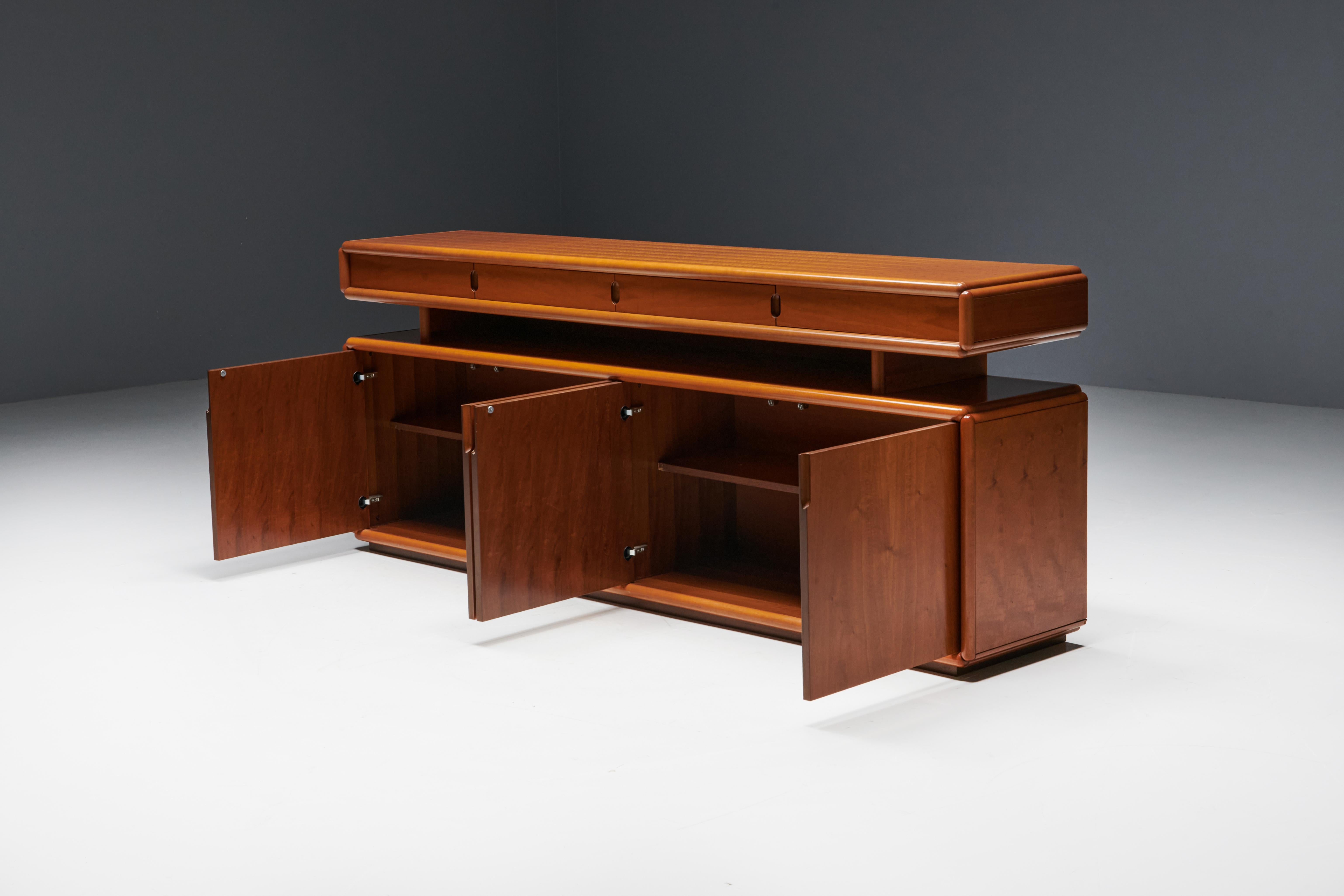 Late 20th Century Postmodern Italian Sideboard in Canaletto Walnut, Italy, 1970s For Sale