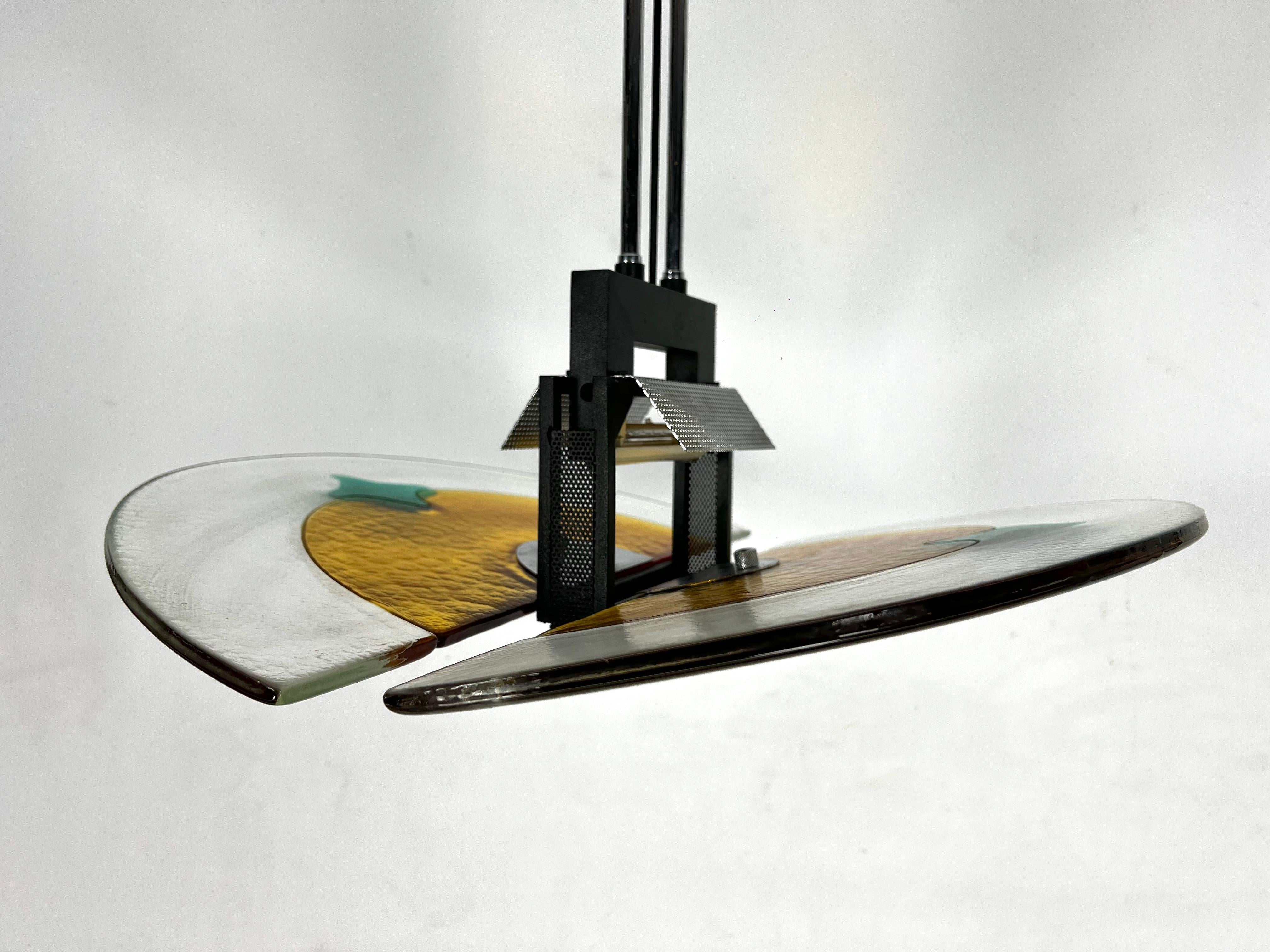 Lámpara italiana postmoderna de cristal de Murano grueso de los años 80 Metal en venta