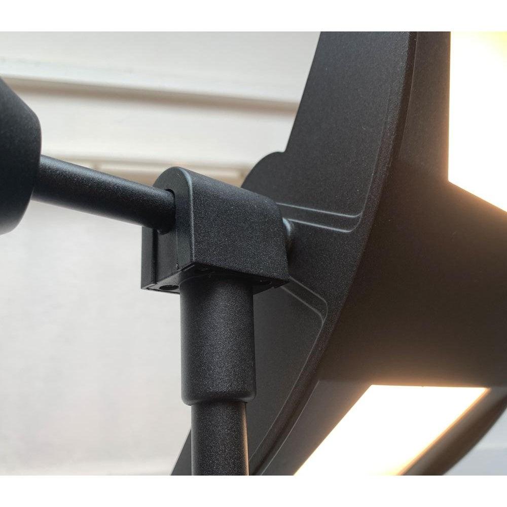 Postmodern Italian Tripod Floor Lamp from Lucitalia, 1980s In Excellent Condition For Sale In Hamburg, DE