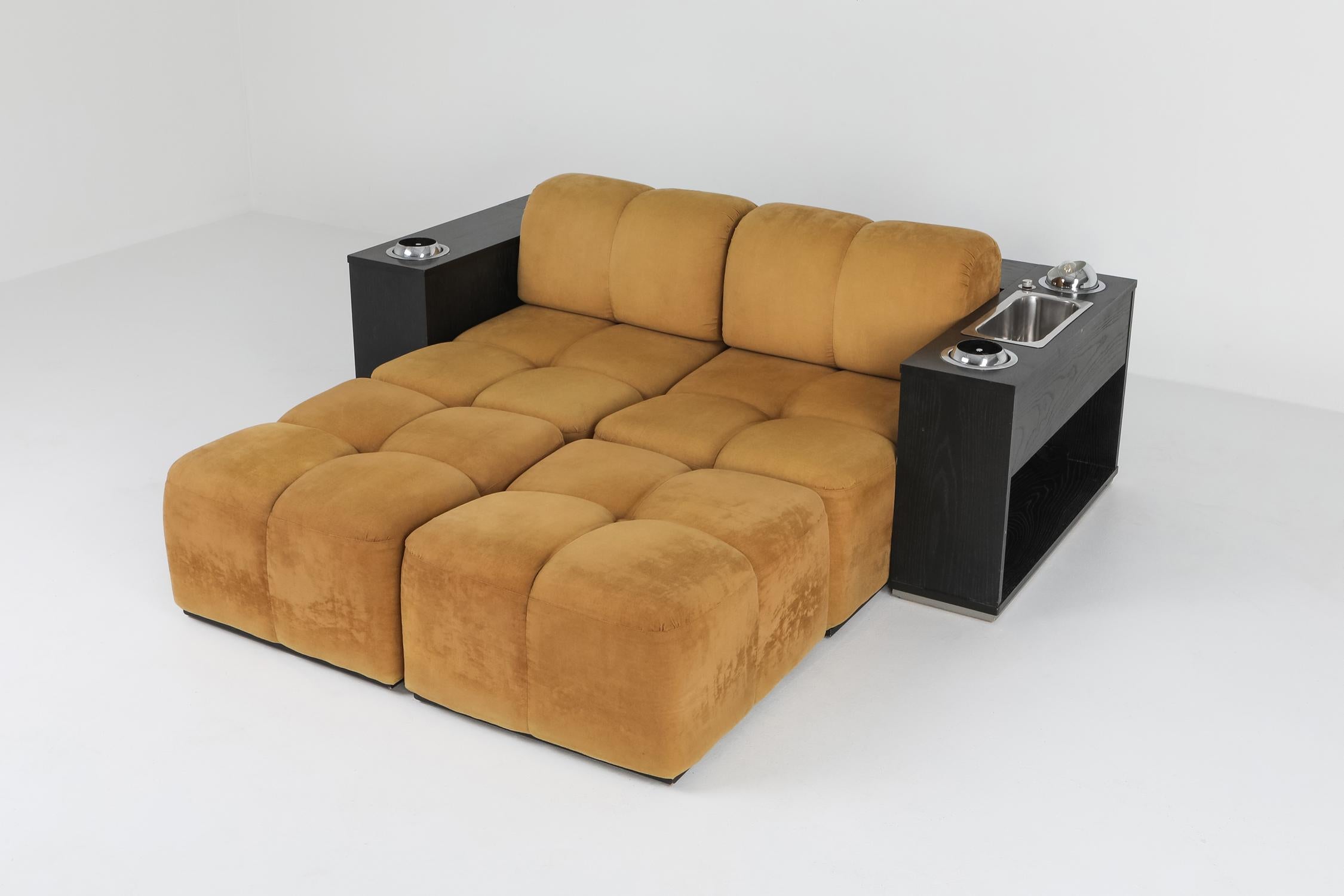 Postmodern Italian Tufted Sectional Sofa 1