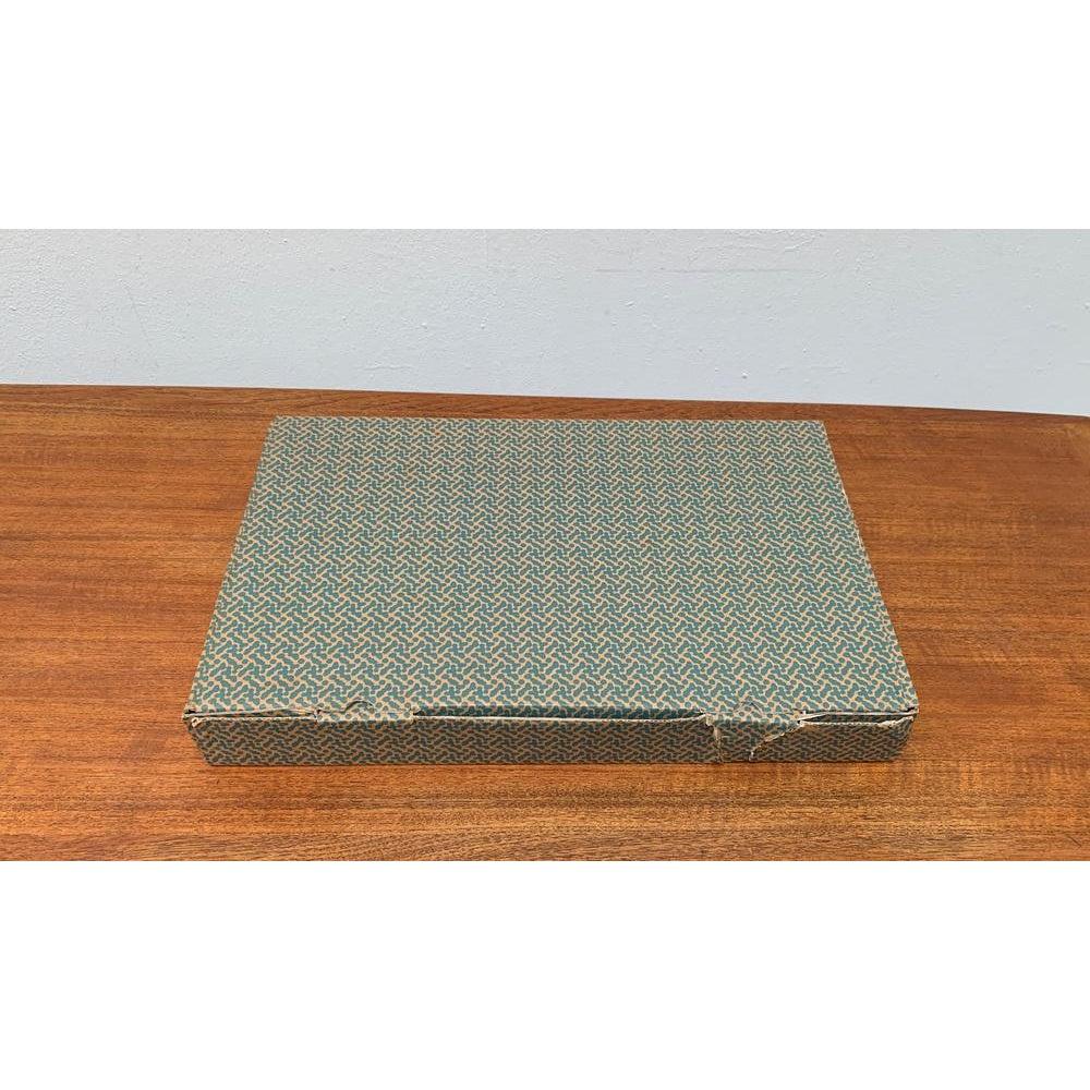 Postmoderne italienische Voilà Voilà Tablettenschale aus Metall von Philippe Starck, 1980er Jahre im Angebot 7