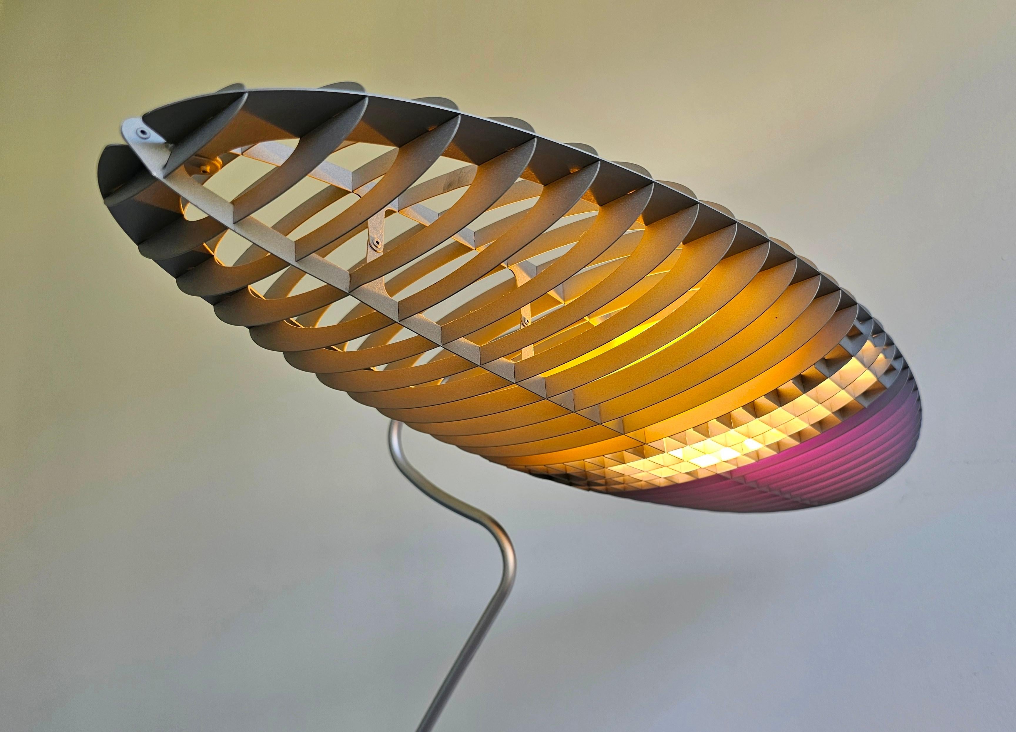 Postmoderne Lampe „Titania Terra“, entworfen von Alberto Meda und Paolo Rizzatto (Aluminium) im Angebot
