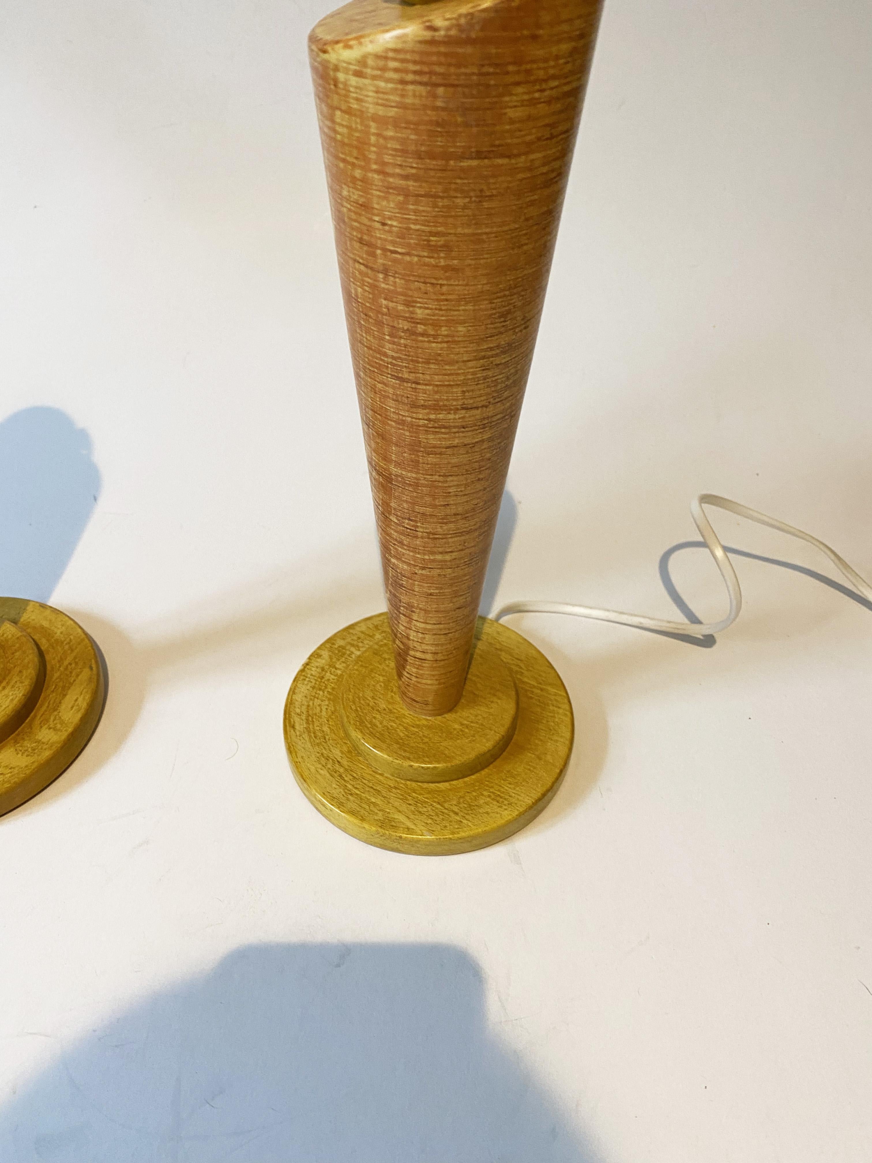 Postmodern Lamps in Wood, style of Memphis Milano or Olivier Villatte, 1980s. In Good Condition For Sale In Lille, FR