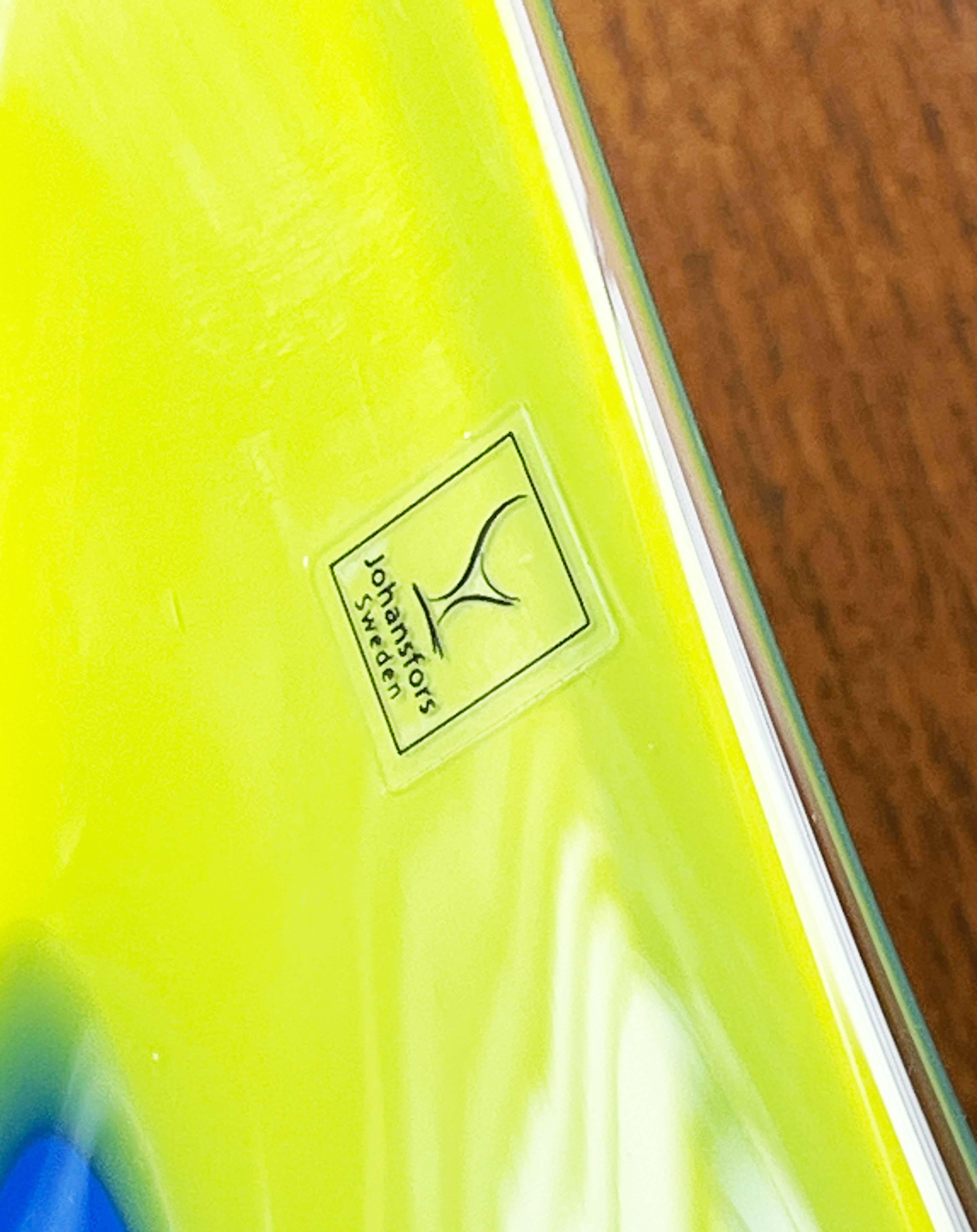 Postmodern Large Art Glass Bowl from Johansfors, Sweden, 1980s For Sale 10