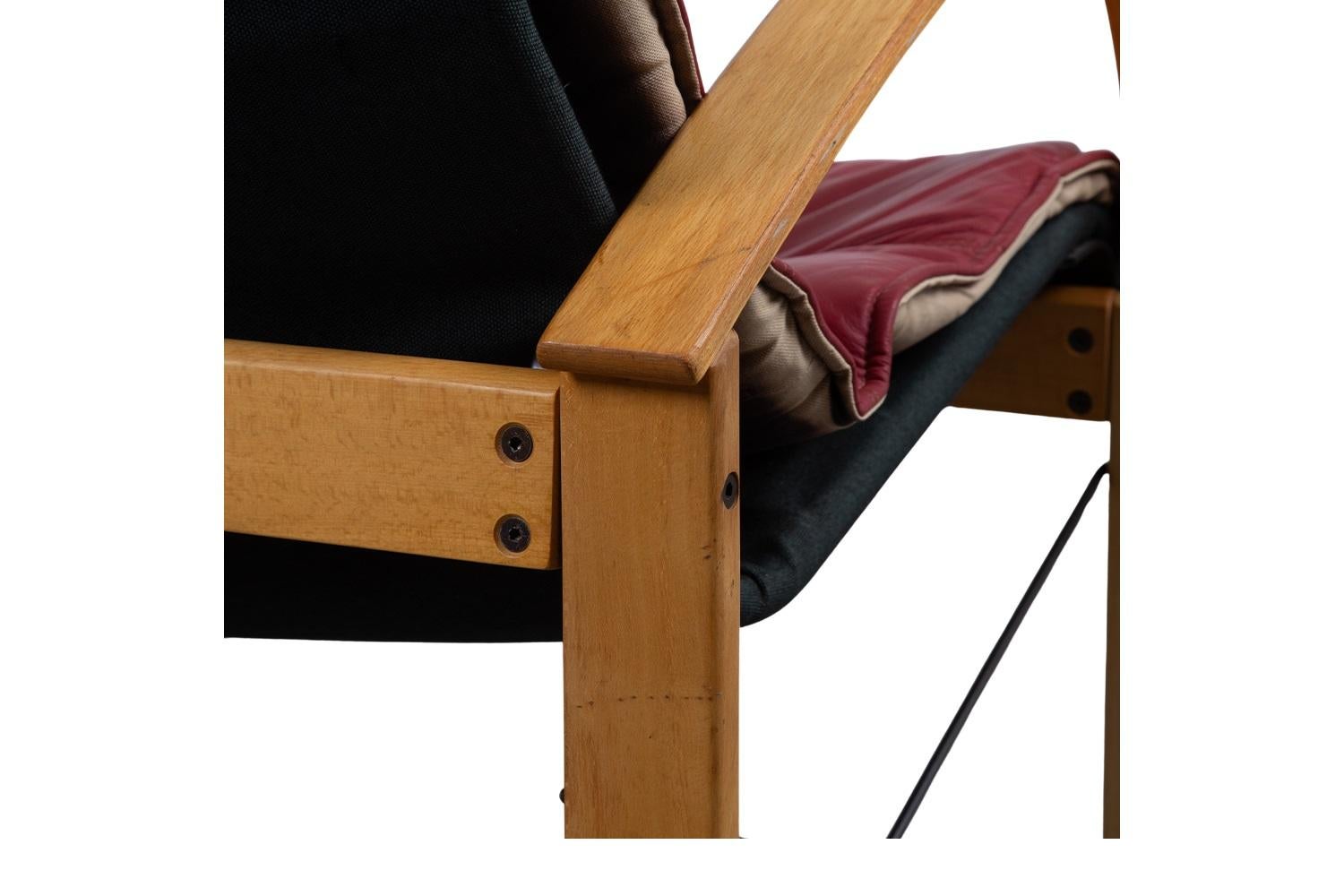 Sillón posmoderno de cuero atribuido a Tord Bjorklund en venta 3