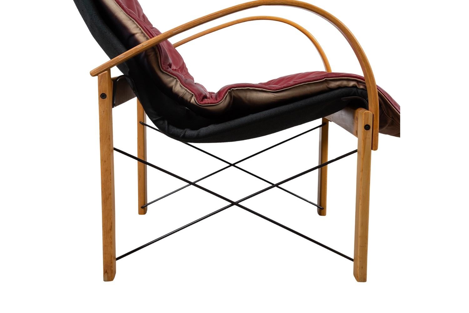 Sillón posmoderno de cuero atribuido a Tord Bjorklund en venta 4