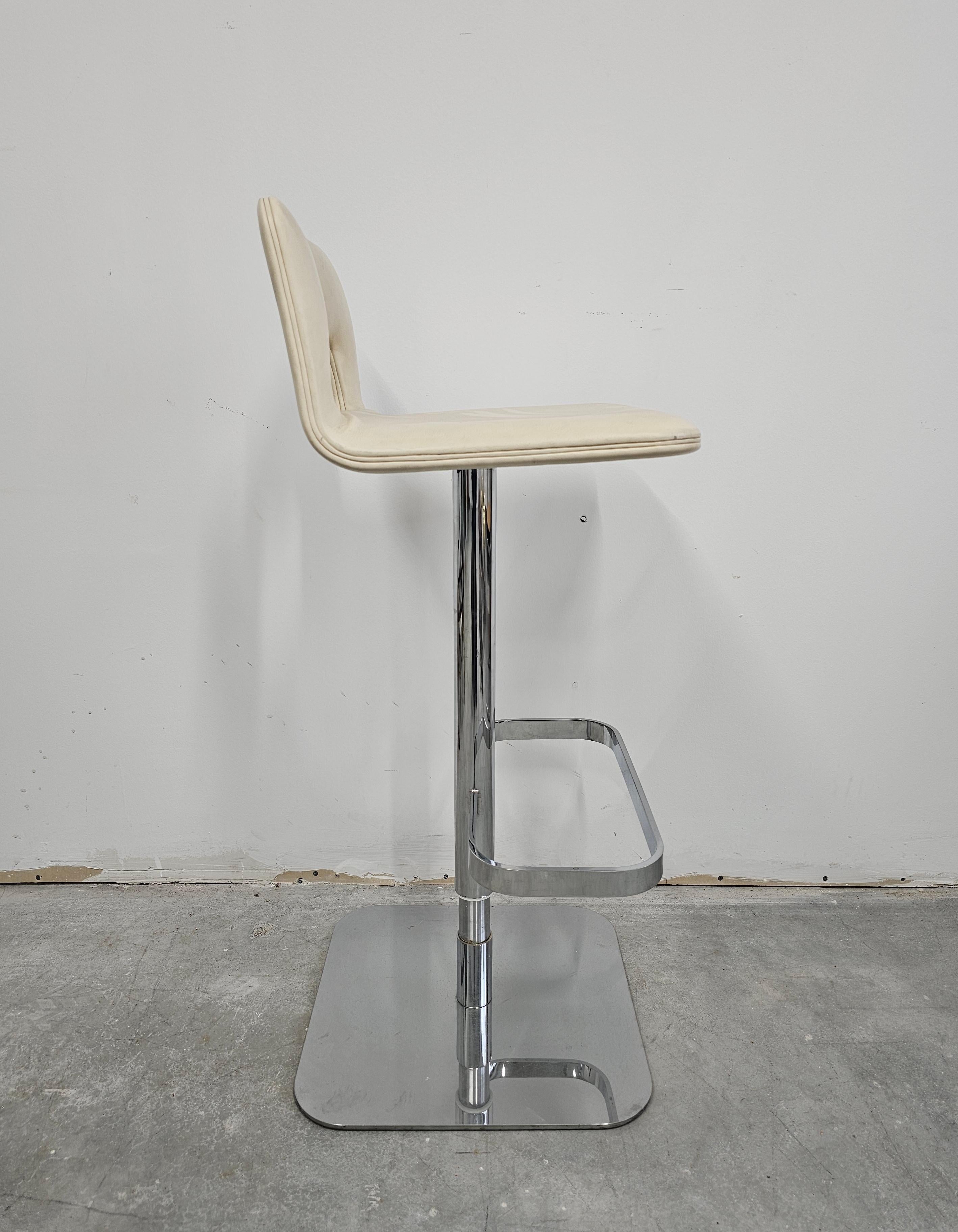 Taburetes de bar de cuero postmodernos diseñados por Massimo Iosa Ghini para Poltrona Frau en venta 3