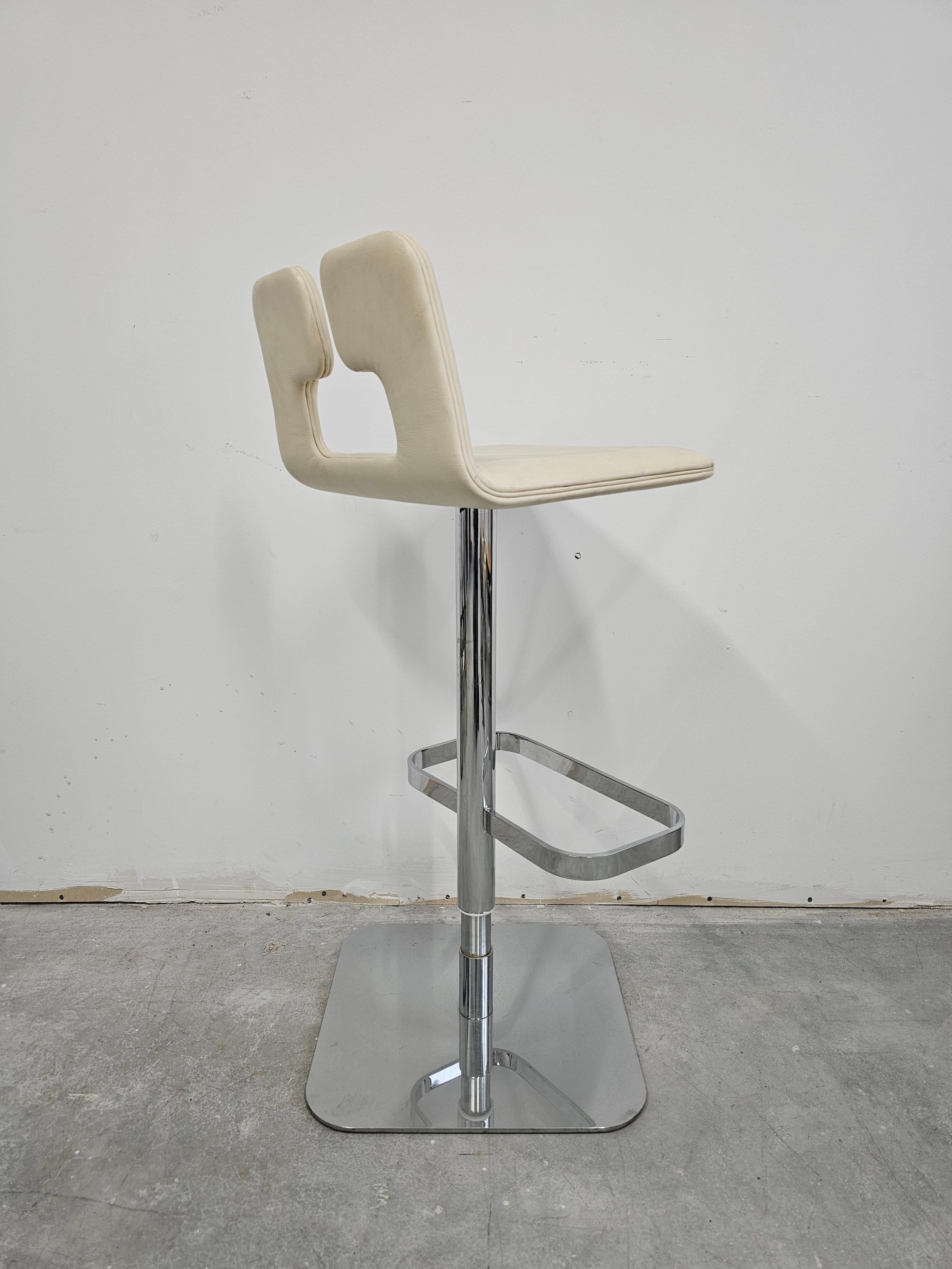 Taburetes de bar de cuero postmodernos diseñados por Massimo Iosa Ghini para Poltrona Frau en venta 2