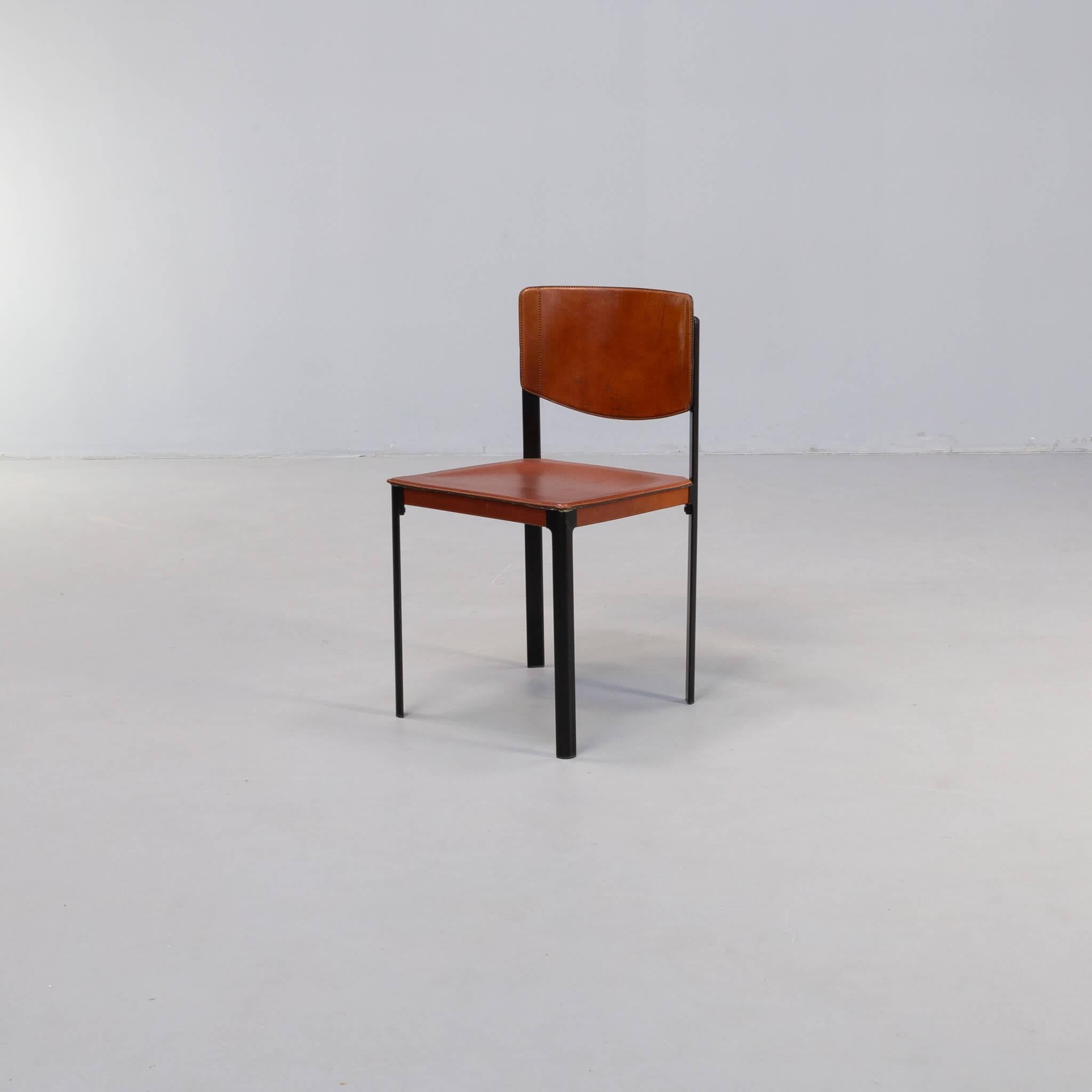Postmodern leather dining chair for Matteo Grassi In Good Condition In Amstelveen, Noord