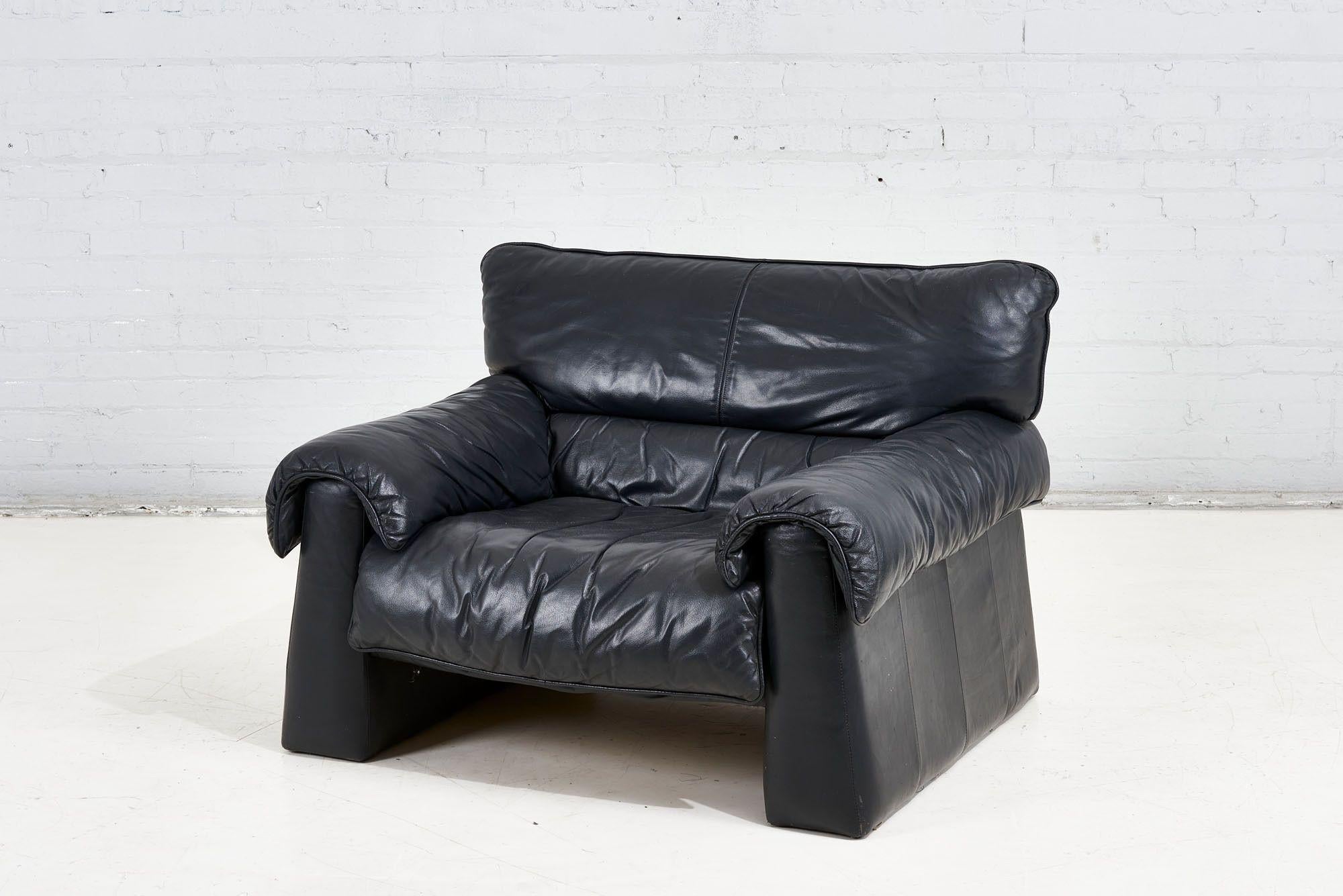 Post-Modern Post Modern Leather Lounge Chair, 1970