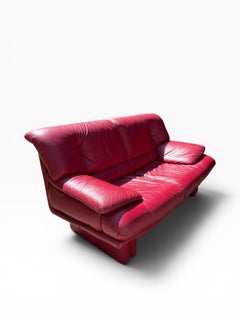 Postmodern Leather Sofa in the style of Nicoletti Salotti Italian 2 Seat Sofa