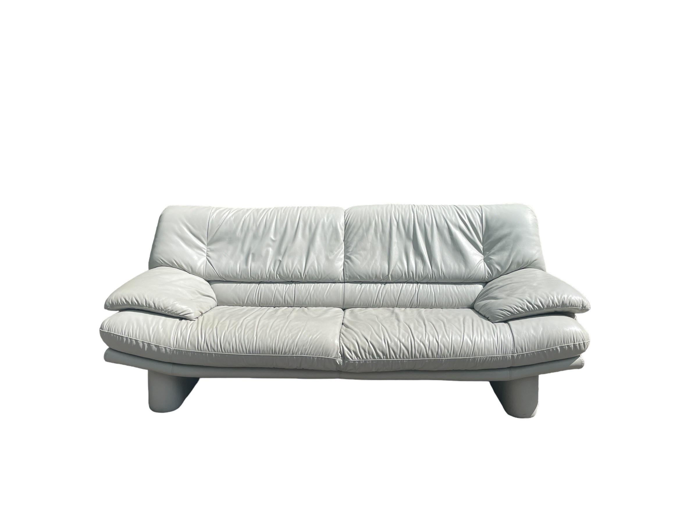 Late 20th Century Postmodern Leather Sofa in the style of Nicoletti Salotti Italian Leather Sofa