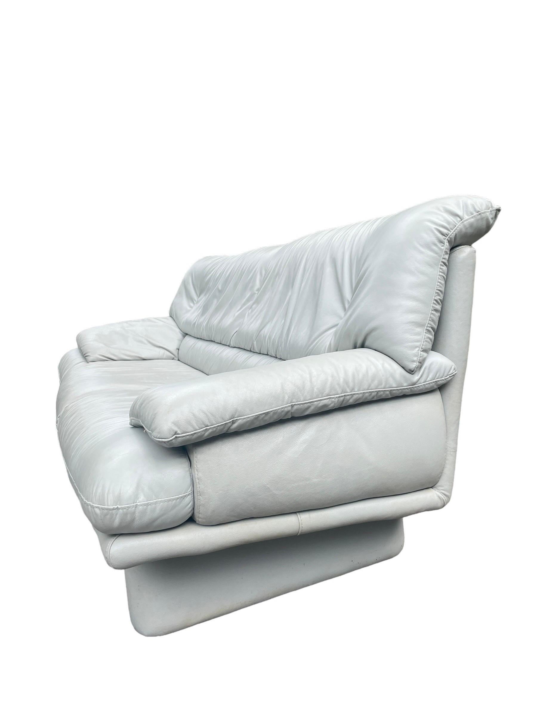 Postmodern Leather Sofa in the style of Nicoletti Salotti Italian Leather Sofa 1