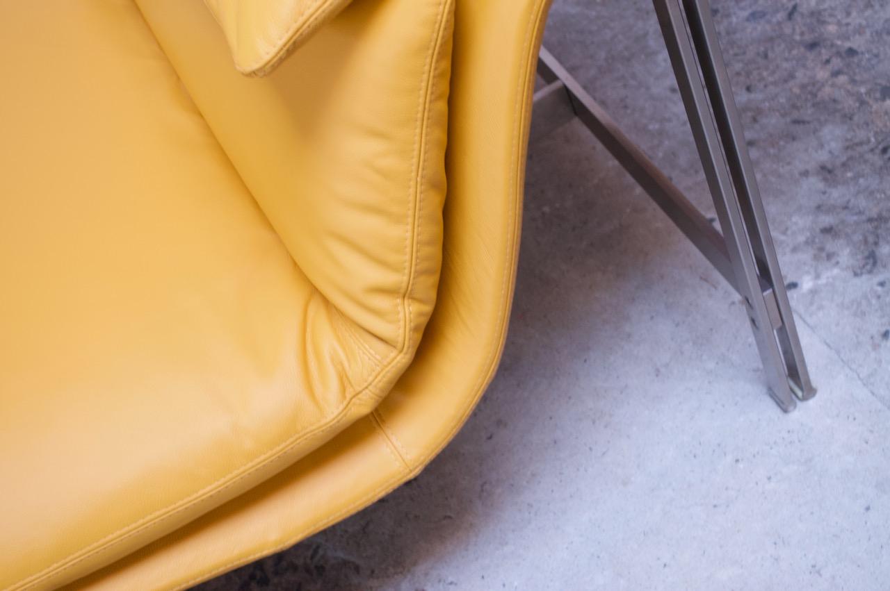 Chaise « Wave » postmoderne en cuir de Giovanni Offredi pour Saporiti en vente 4
