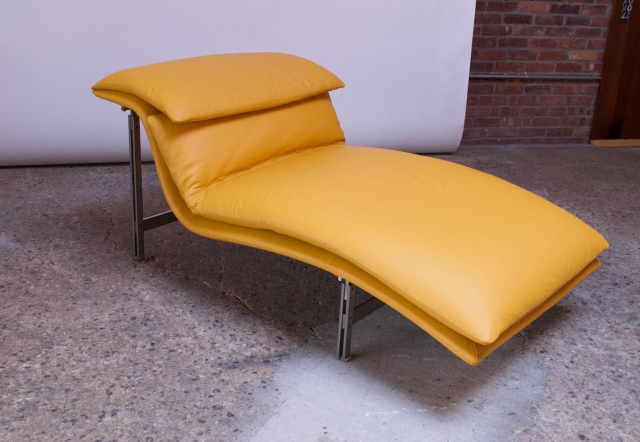 italien Chaise « Wave » postmoderne en cuir de Giovanni Offredi pour Saporiti en vente