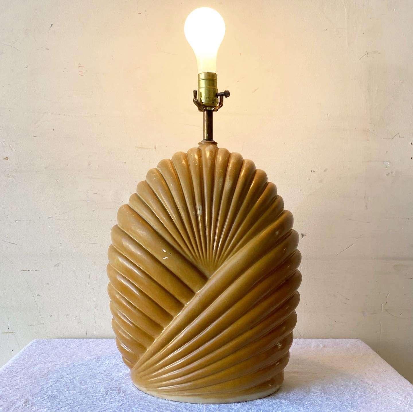 Late 20th Century Postmodern Light Brown Ceramic Scalloped Table Lamp For Sale