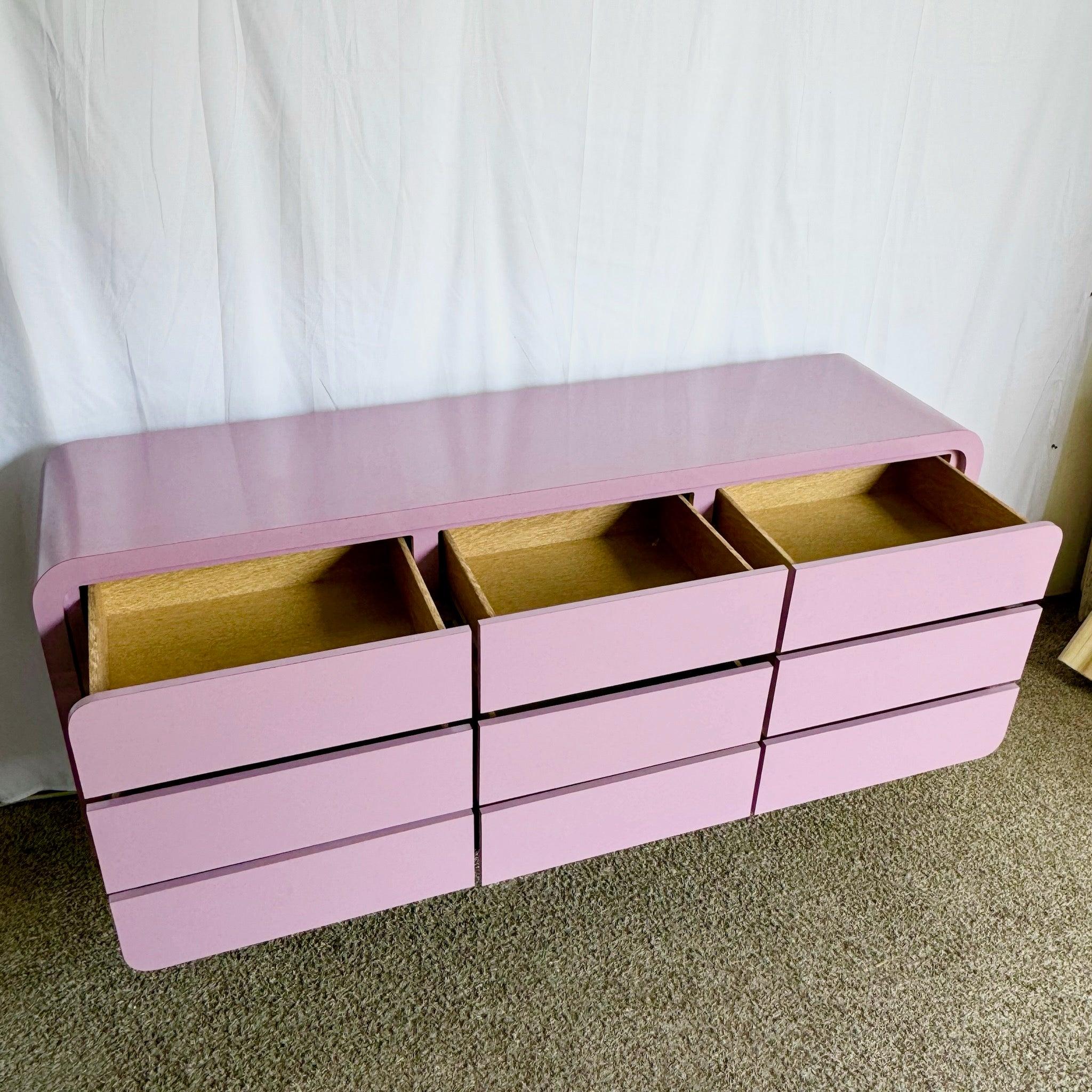 Late 20th Century Postmodern Light Purple Gloss Laminate Waterfall Dresser With Chrome Base For Sale