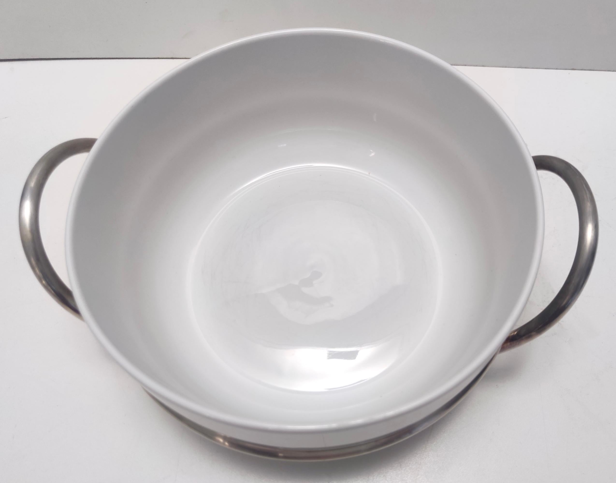 Lacquered Postmodern Lino Sabattini Silver-Plated and White Ceramic Serving Bowl, Italy For Sale